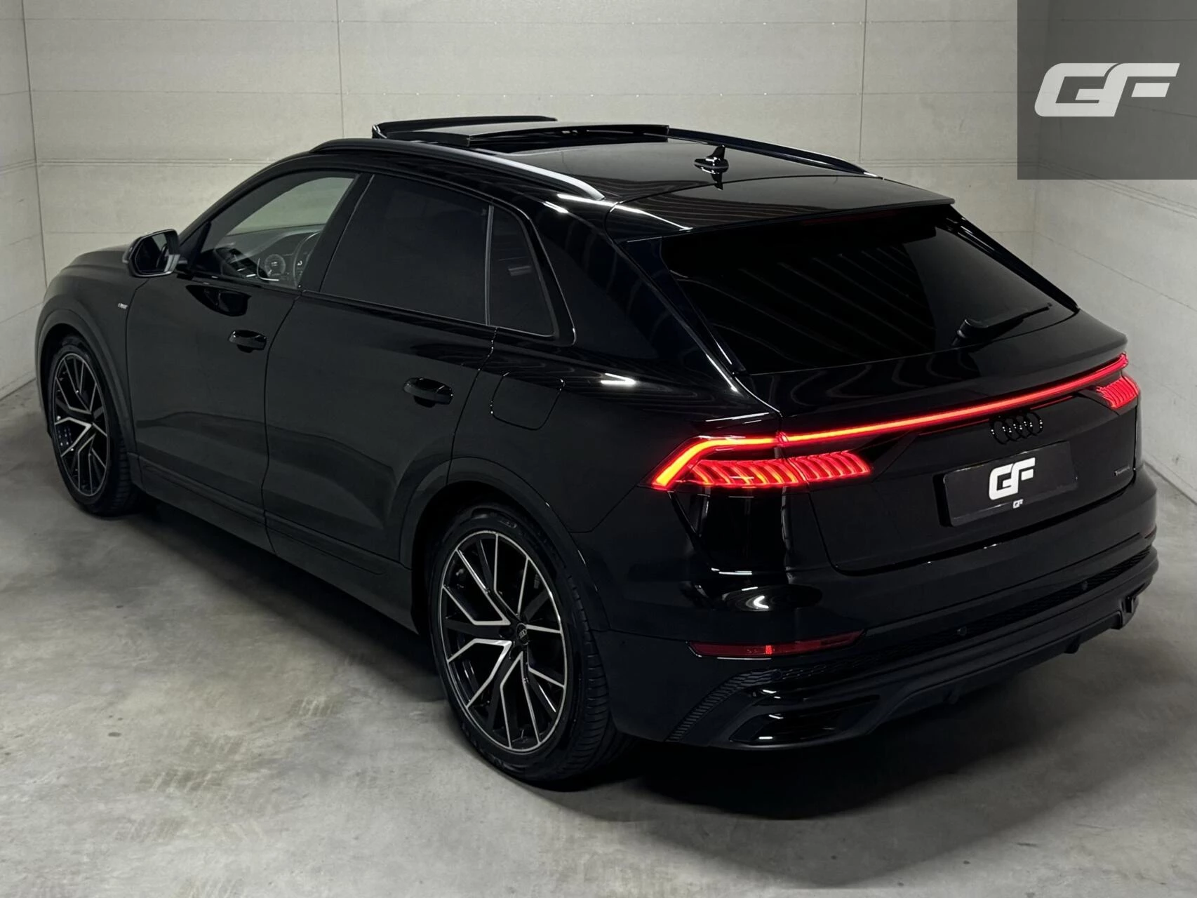 Hoofdafbeelding Audi Q8