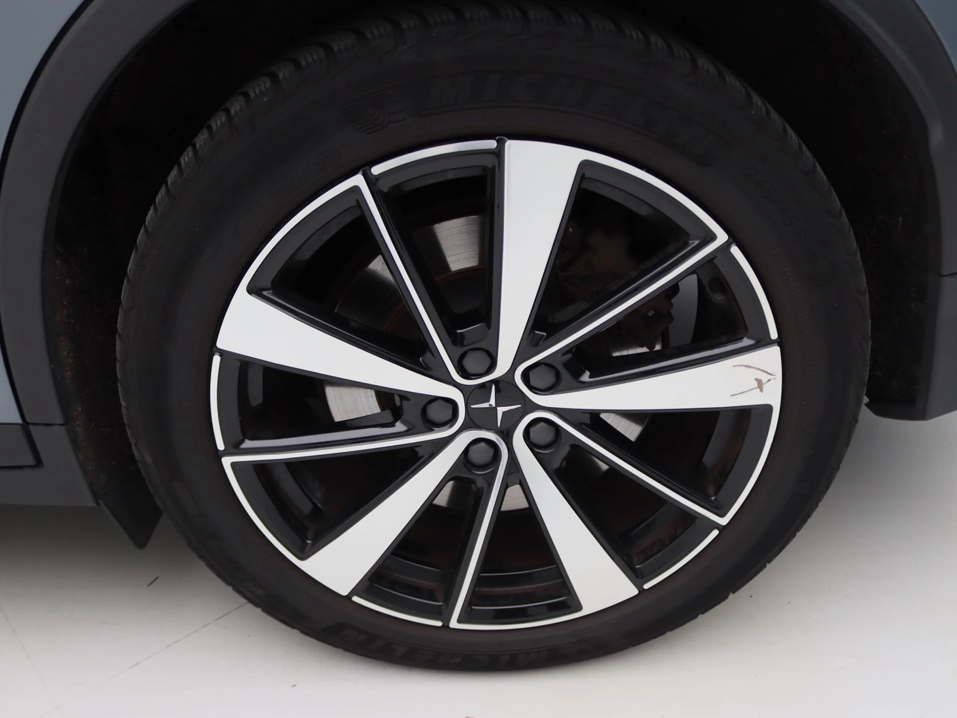 Hoofdafbeelding Polestar 2