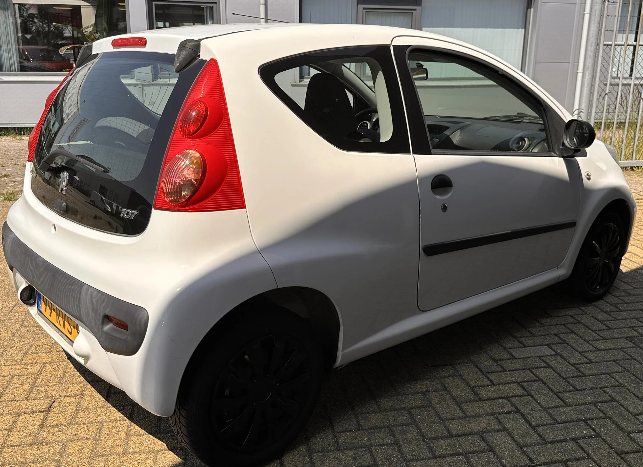 Hoofdafbeelding Peugeot 107