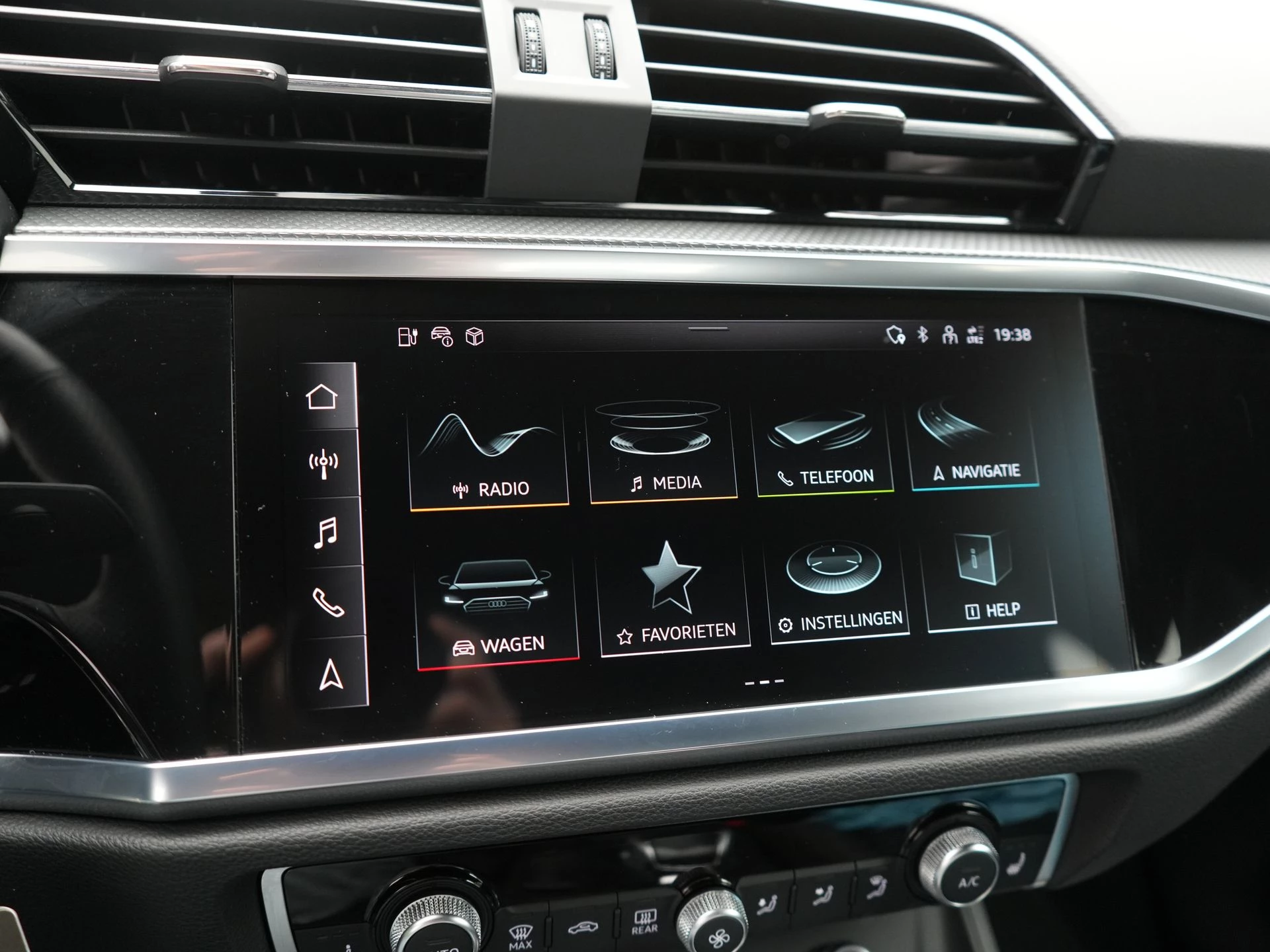 Hoofdafbeelding Audi Q3
