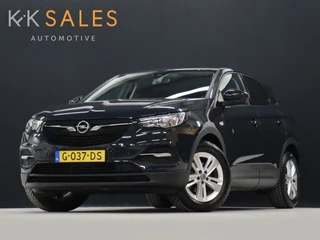 Hoofdafbeelding Opel Grandland X Opel Grandland X 1.2 Turbo Business Edition [APPLE CARPLAY, ANDROID, PARKEERSENSOREN V+A, NAVIGATIE, CRUISE, AIRCO, NIEUWSTAAT]