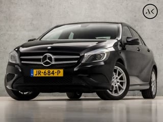 Mercedes-Benz A-Klasse 180 Sport Automaat (NAVIGATIE, STOELVERWARMING, LEDER, SPORTSTOELEN, CRUISE, XENON, NIEUWE APK, NIEUWSTAAT)