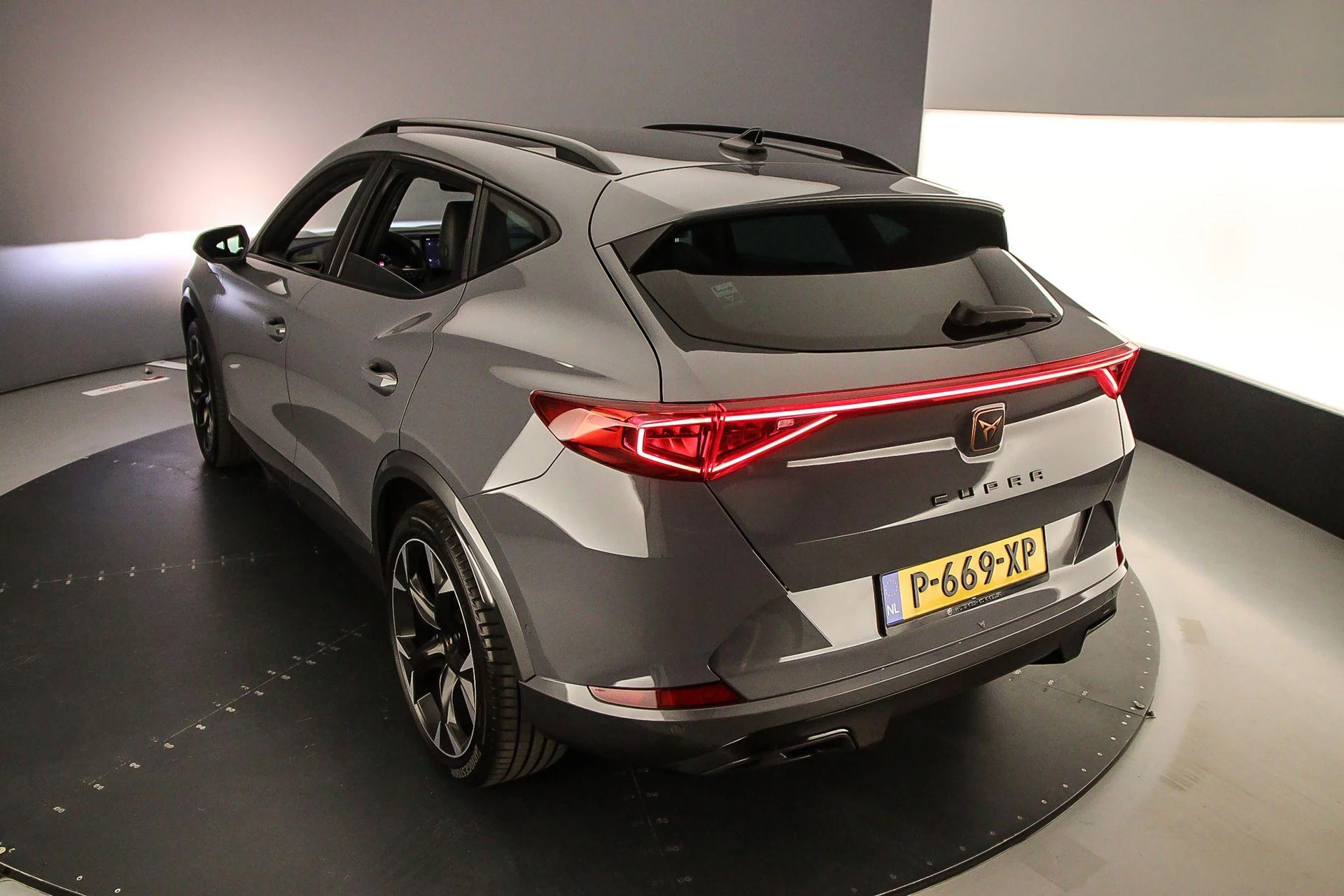 Hoofdafbeelding CUPRA Formentor