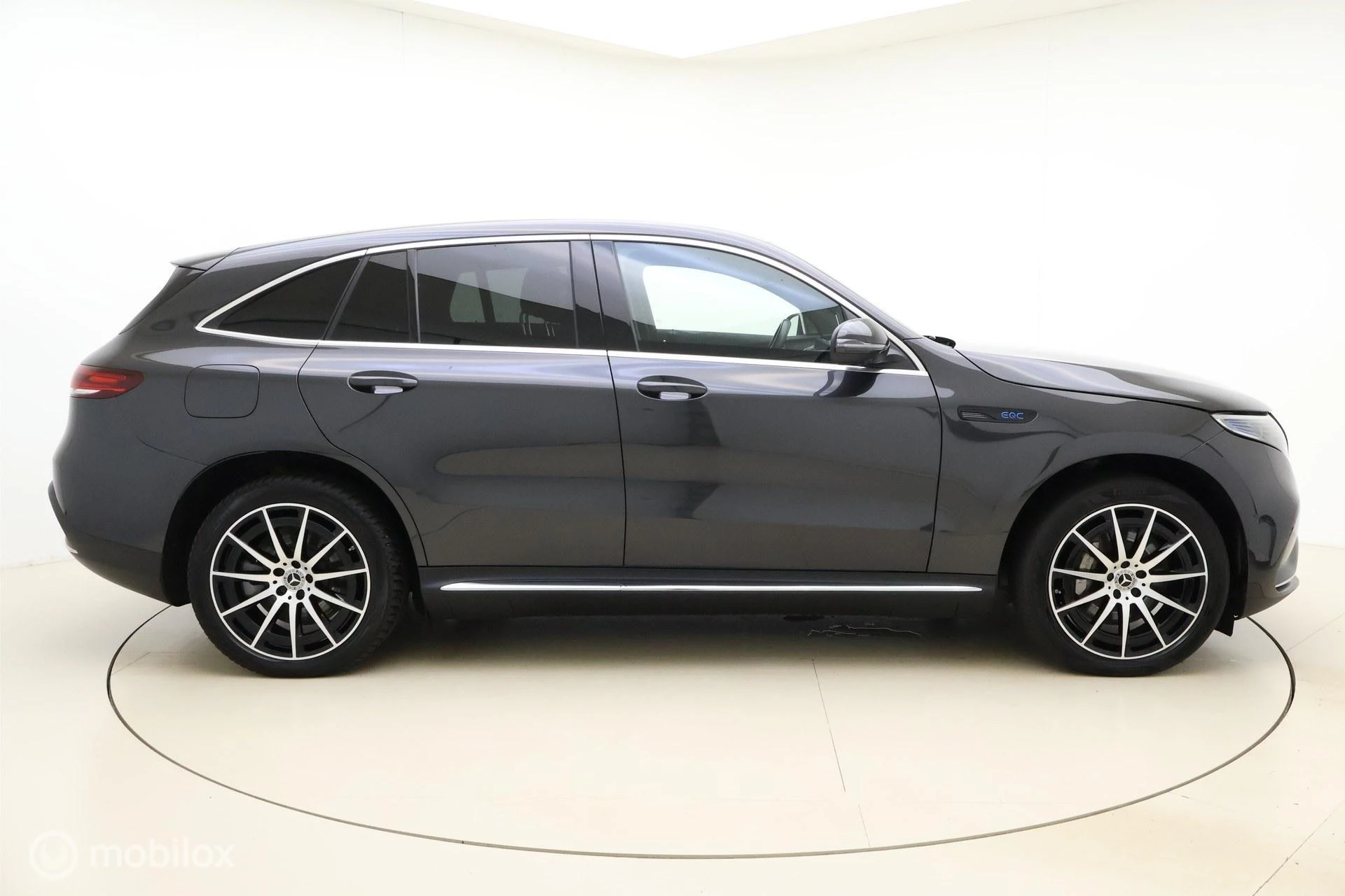 Hoofdafbeelding Mercedes-Benz EQC