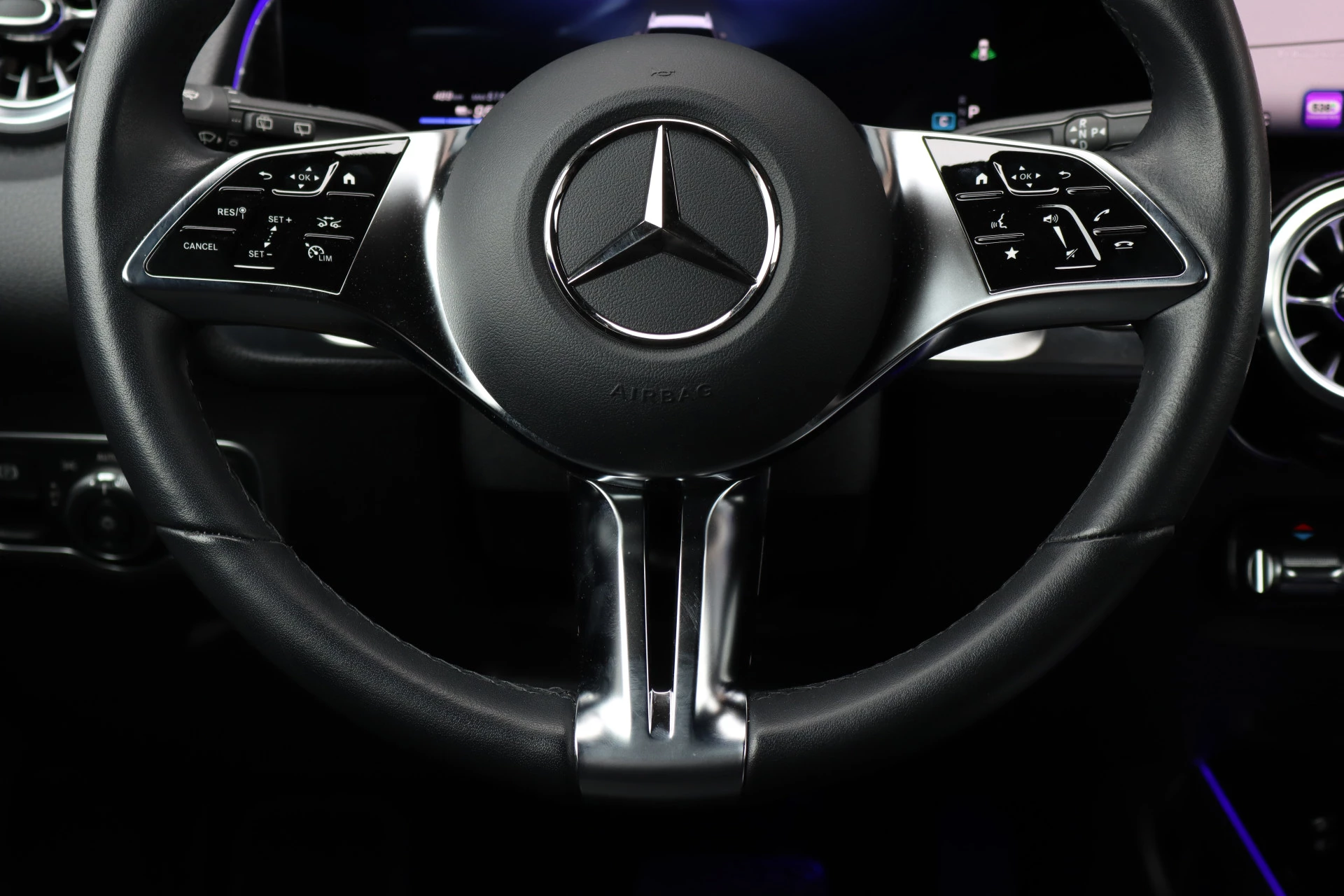 Hoofdafbeelding Mercedes-Benz EQB