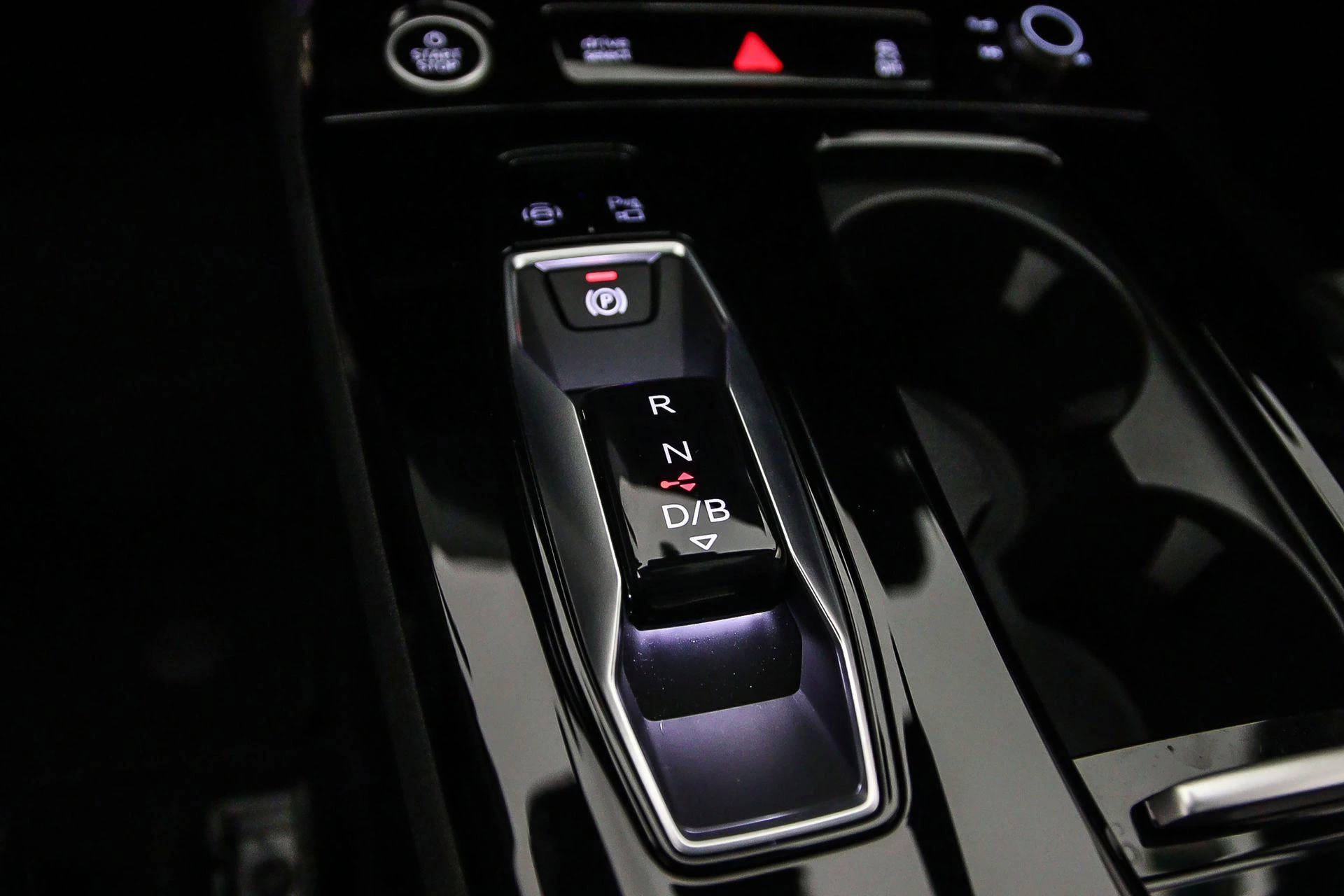 Hoofdafbeelding Audi Q6 e-tron