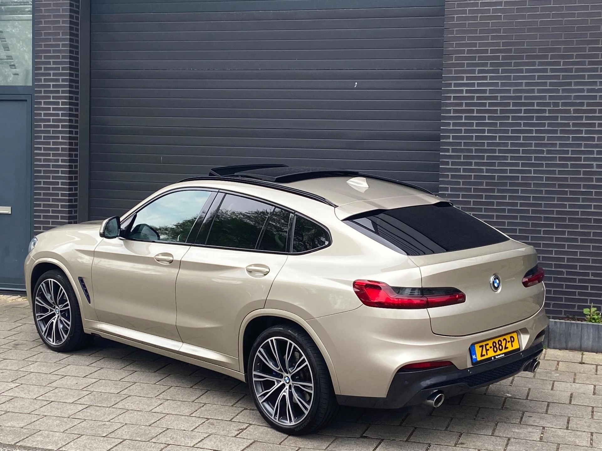Hoofdafbeelding BMW X4