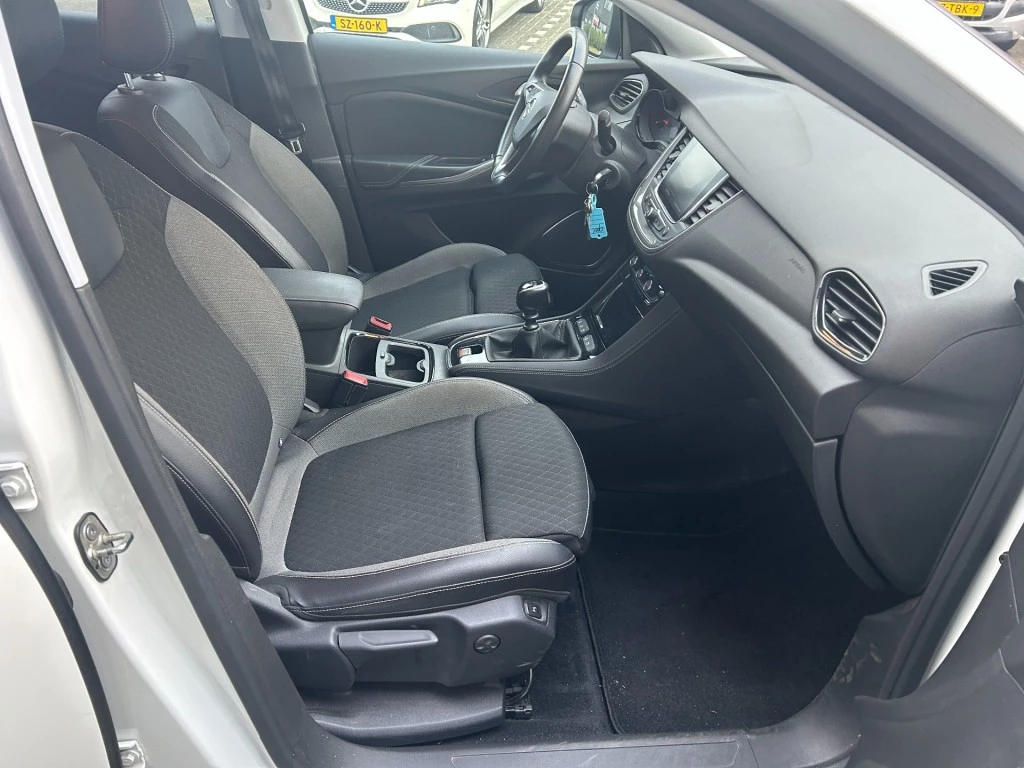 Hoofdafbeelding Opel Grandland X