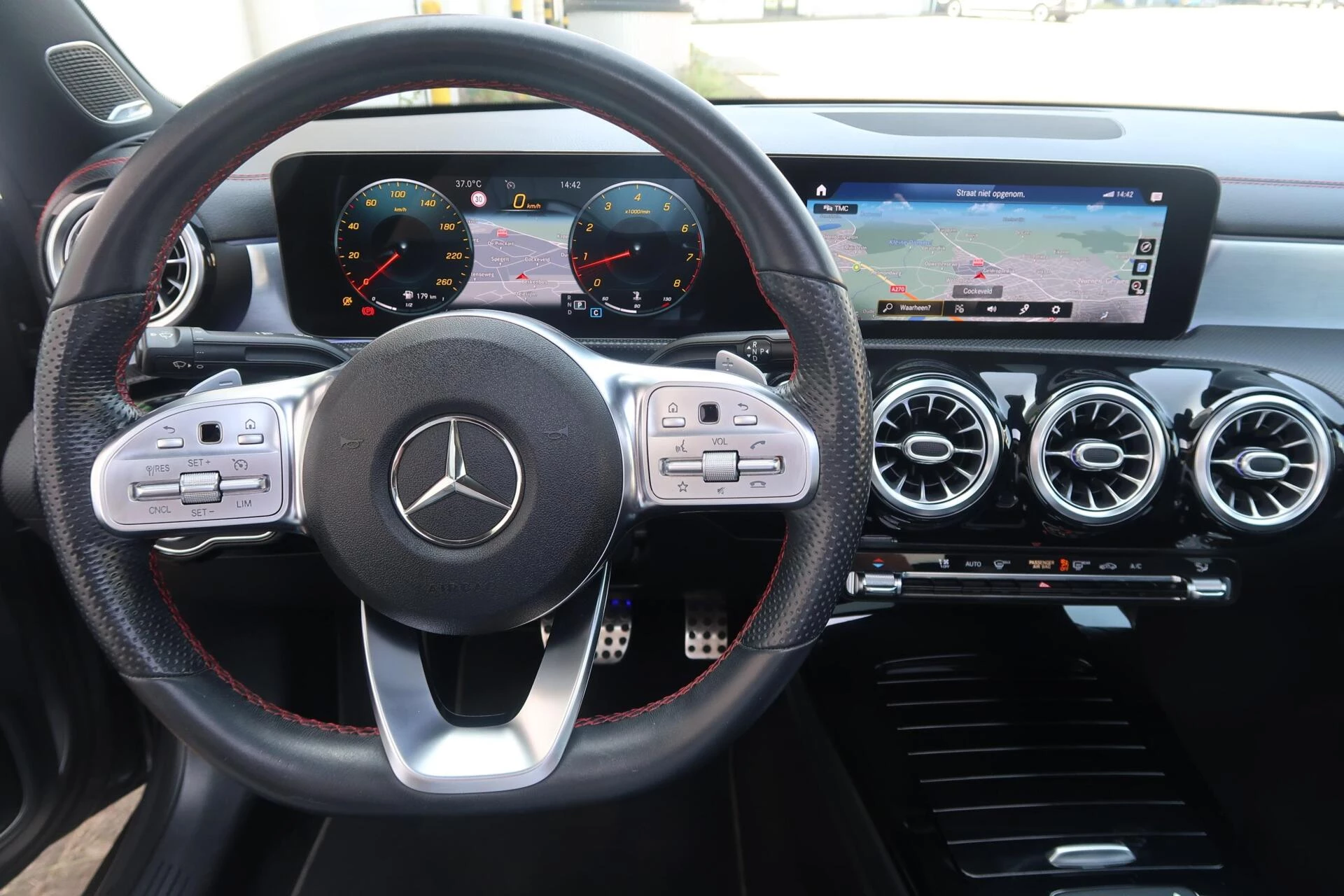 Hoofdafbeelding Mercedes-Benz CLA