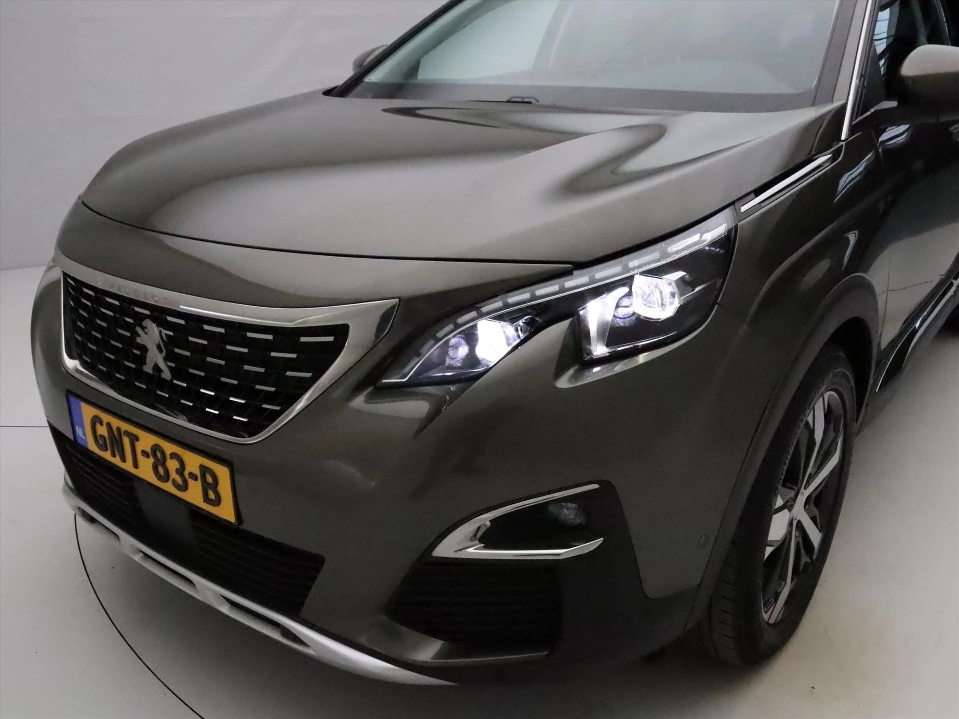 Hoofdafbeelding Peugeot 5008