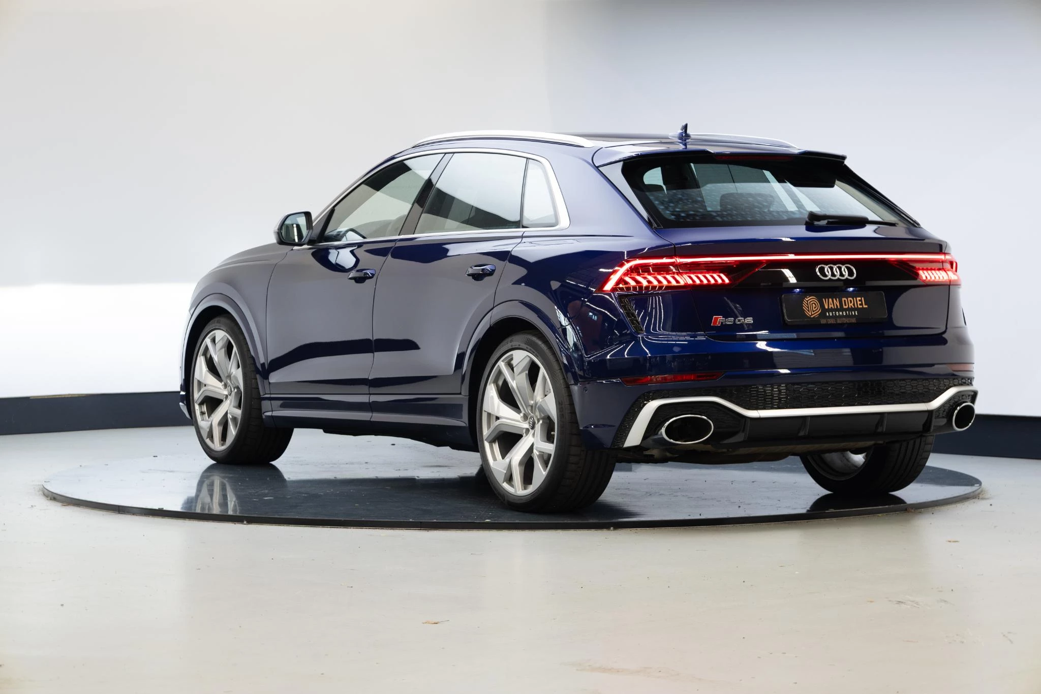 Hoofdafbeelding Audi Q8