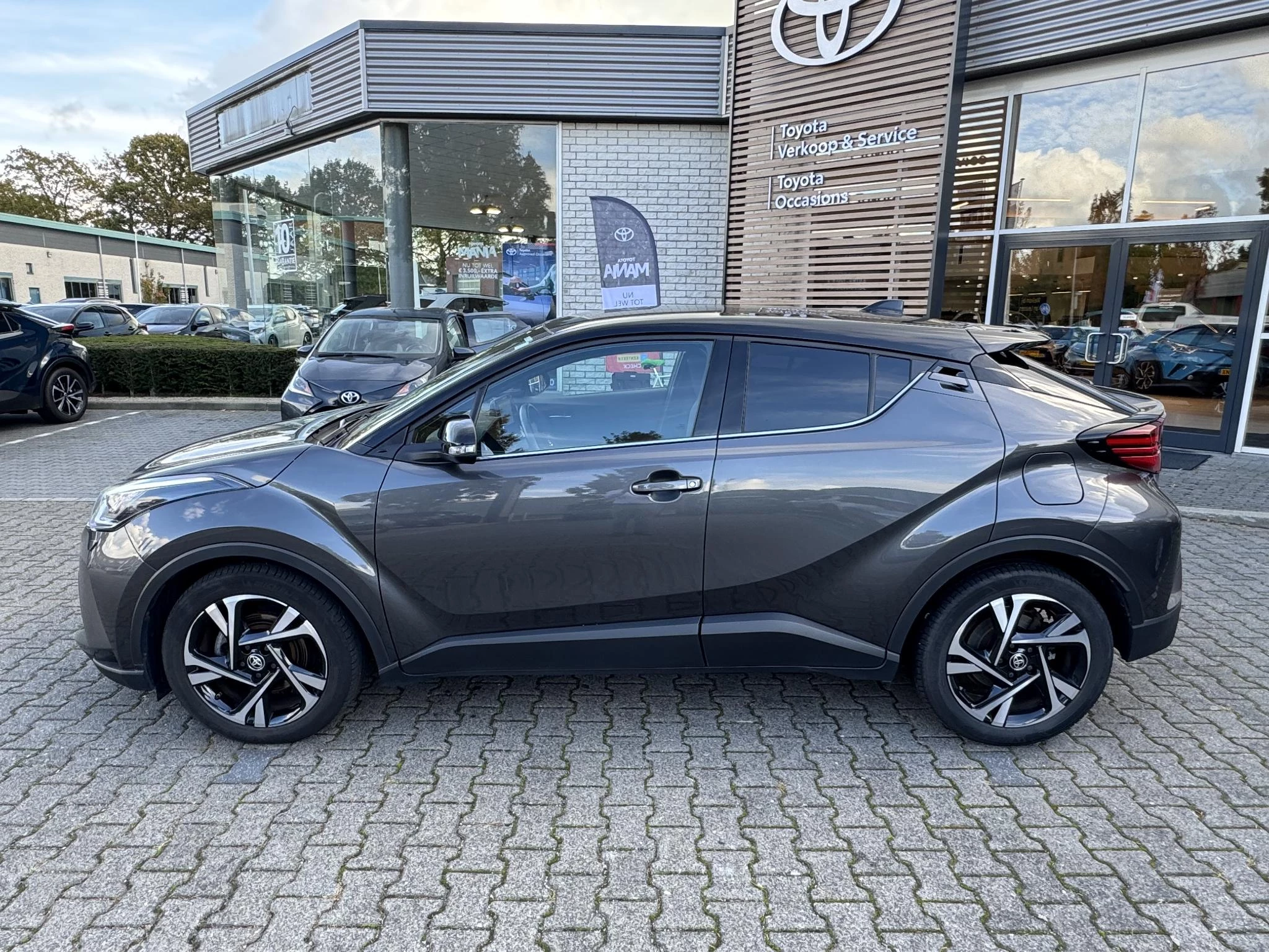 Hoofdafbeelding Toyota C-HR