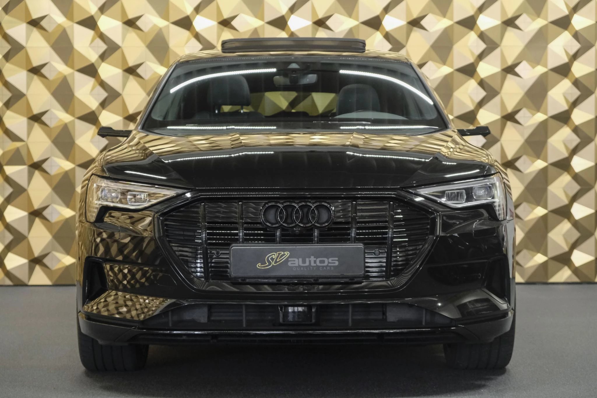 Hoofdafbeelding Audi e-tron