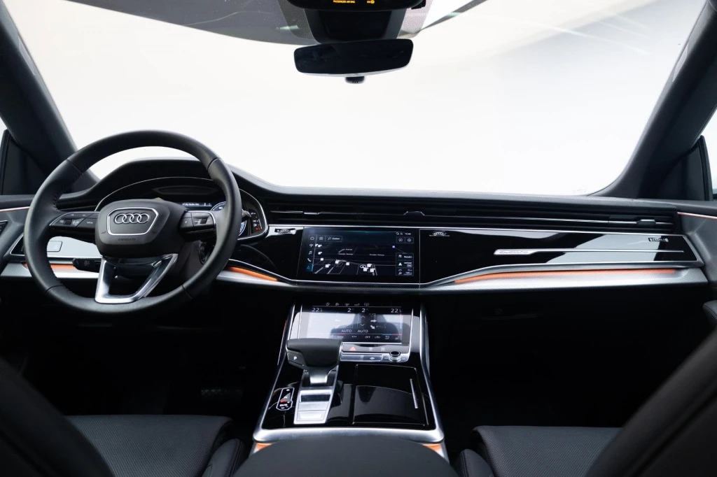 Hoofdafbeelding Audi Q8