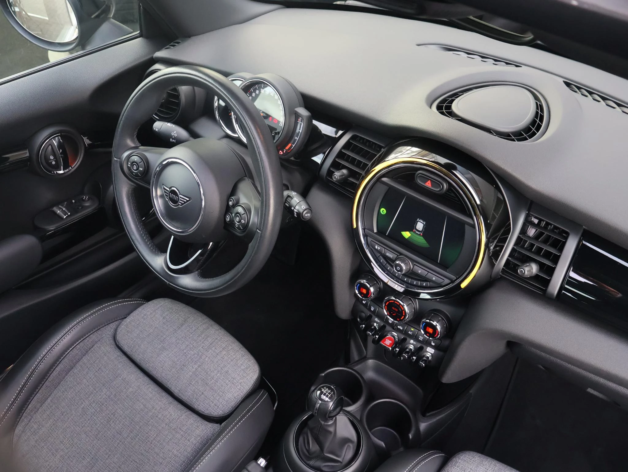 Hoofdafbeelding MINI Cooper