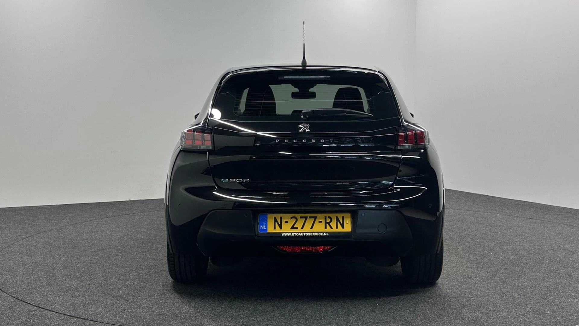 Hoofdafbeelding Peugeot e-208