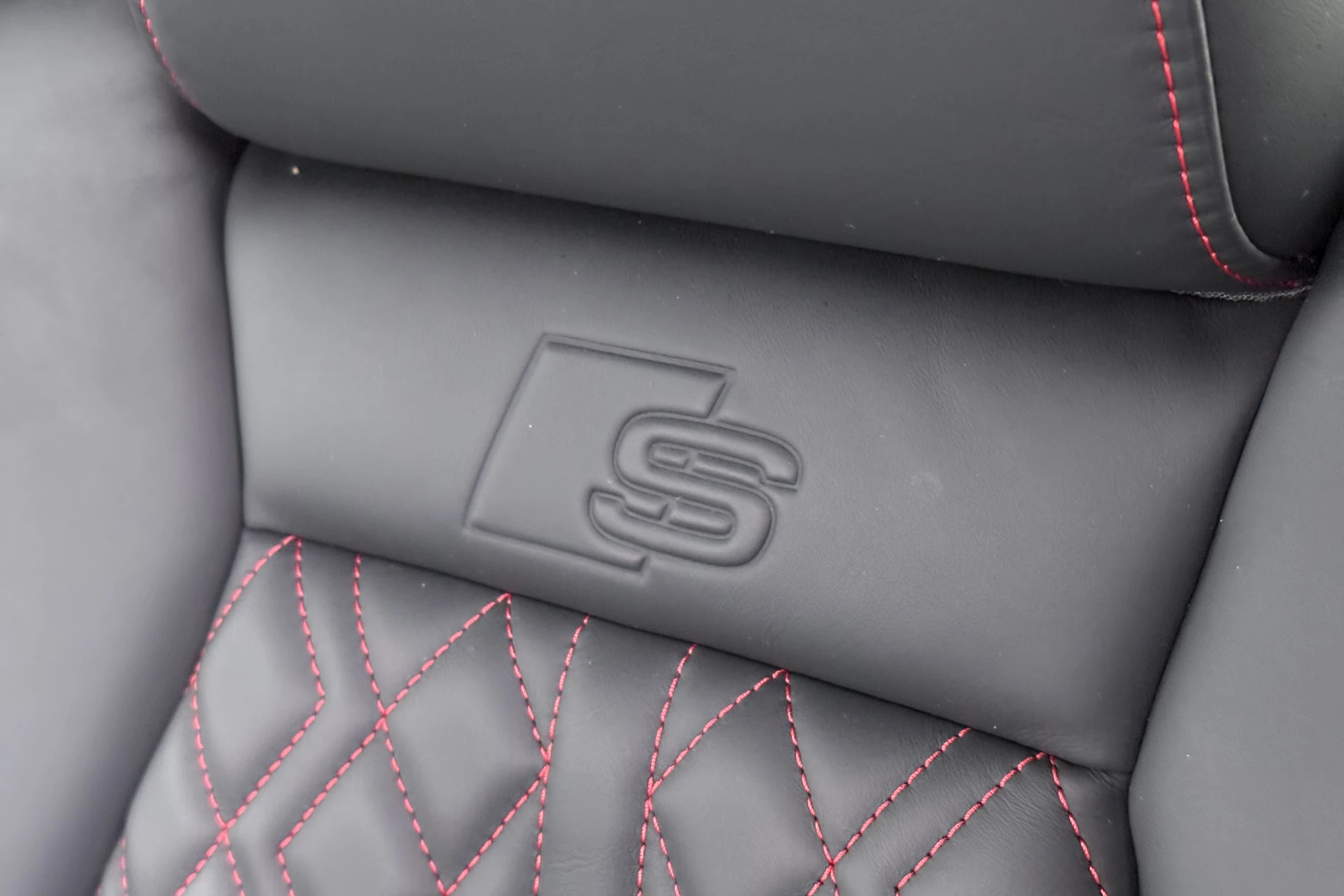 Hoofdafbeelding Audi Q4 Sportback e-tron