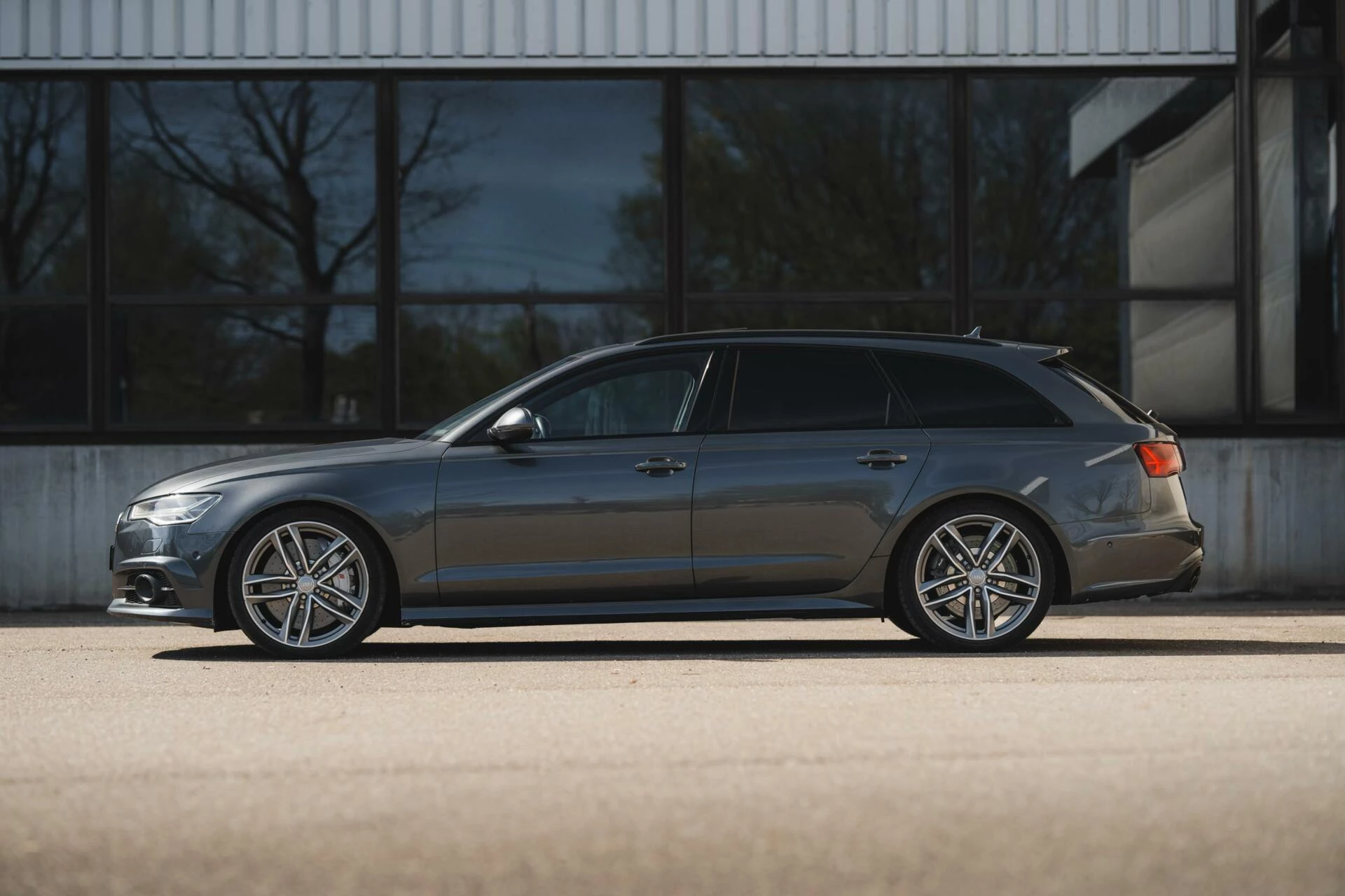 Hoofdafbeelding Audi S6