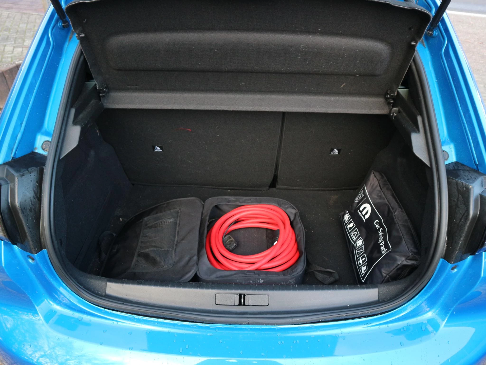 Hoofdafbeelding Peugeot e-208