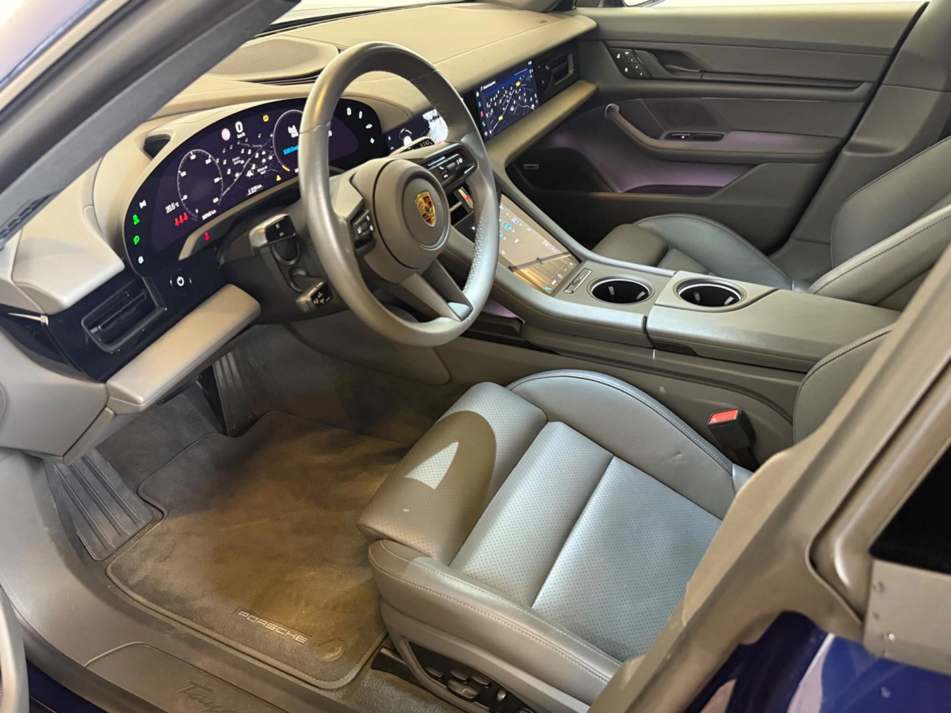 Hoofdafbeelding Porsche Taycan