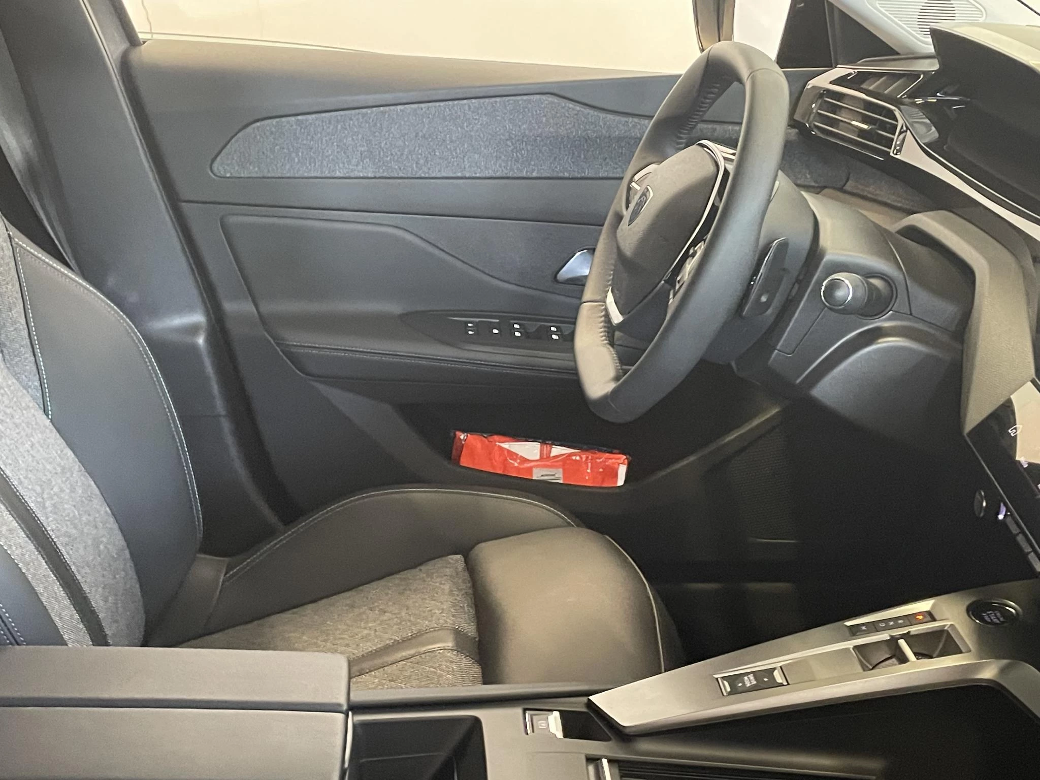 Hoofdafbeelding Peugeot 408