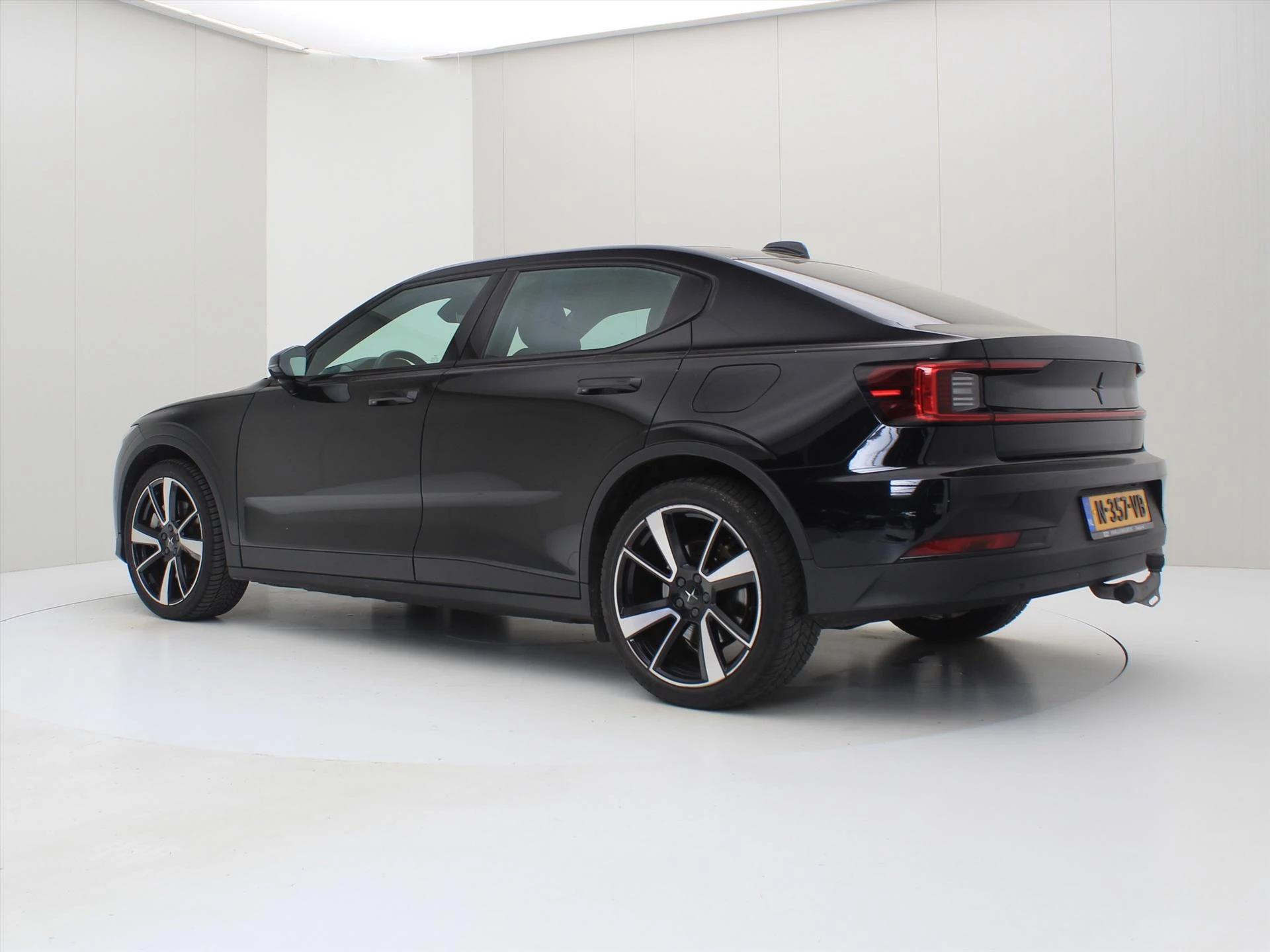 Hoofdafbeelding Polestar 2