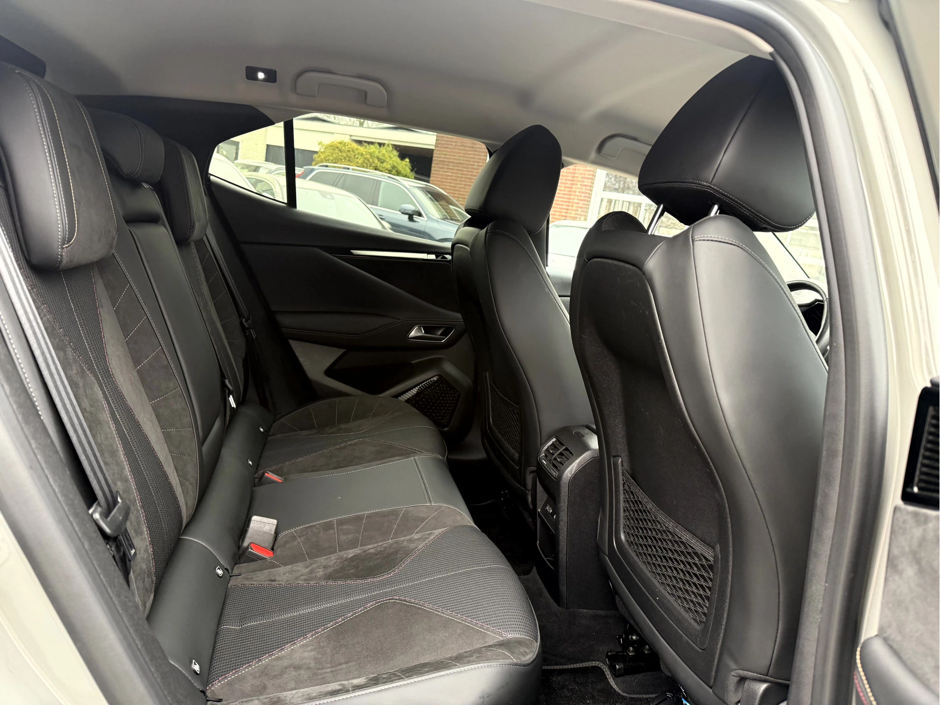 Hoofdafbeelding DS DS 4