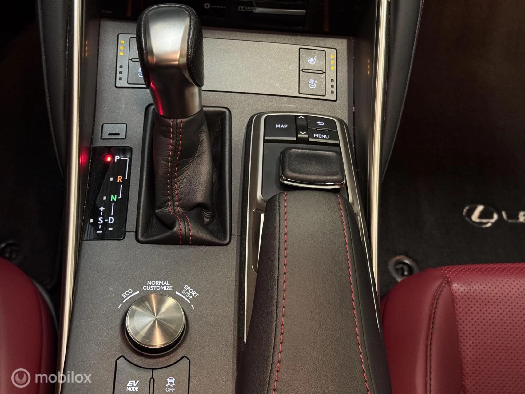 Hoofdafbeelding Lexus IS