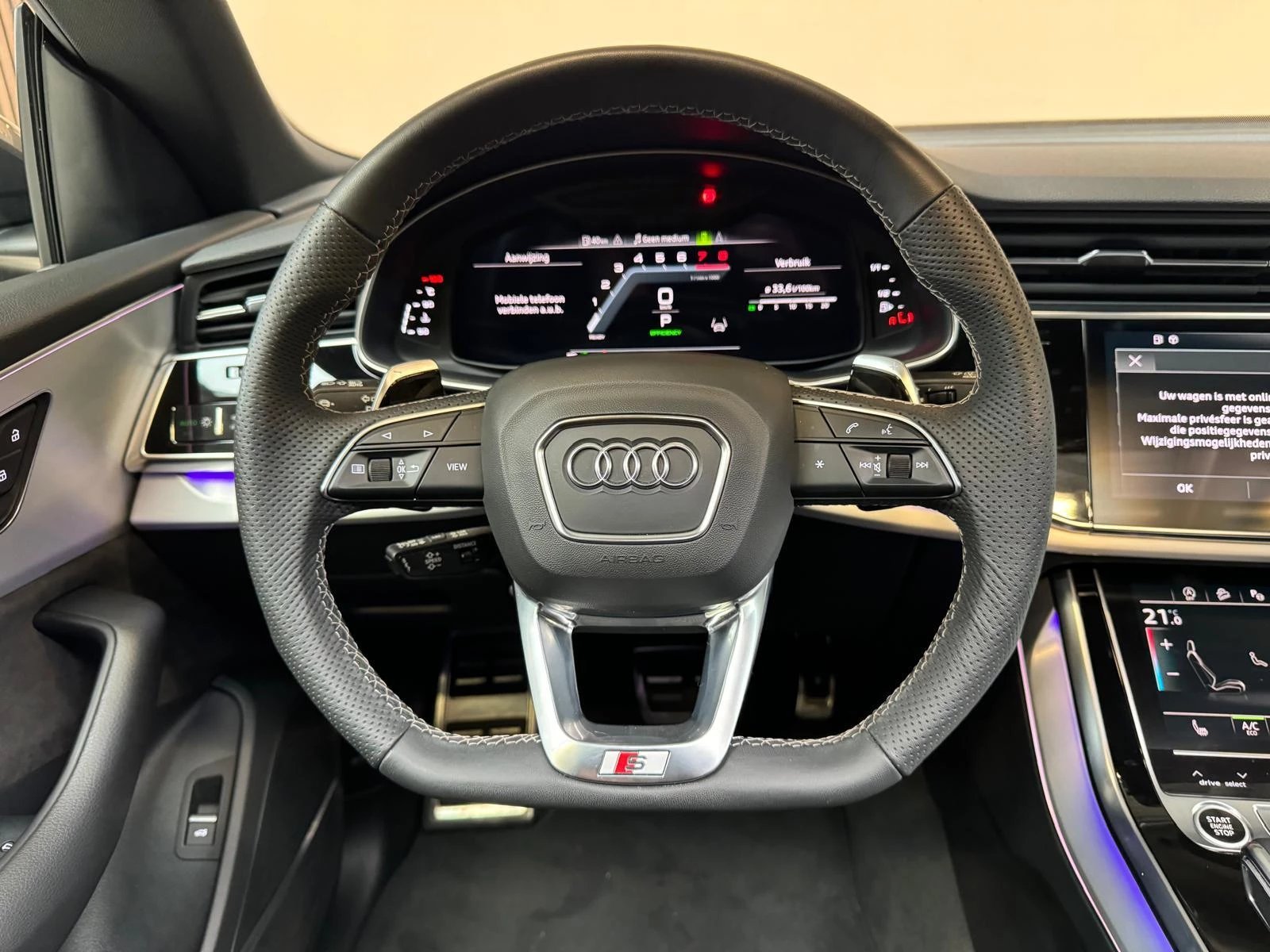 Hoofdafbeelding Audi Q8