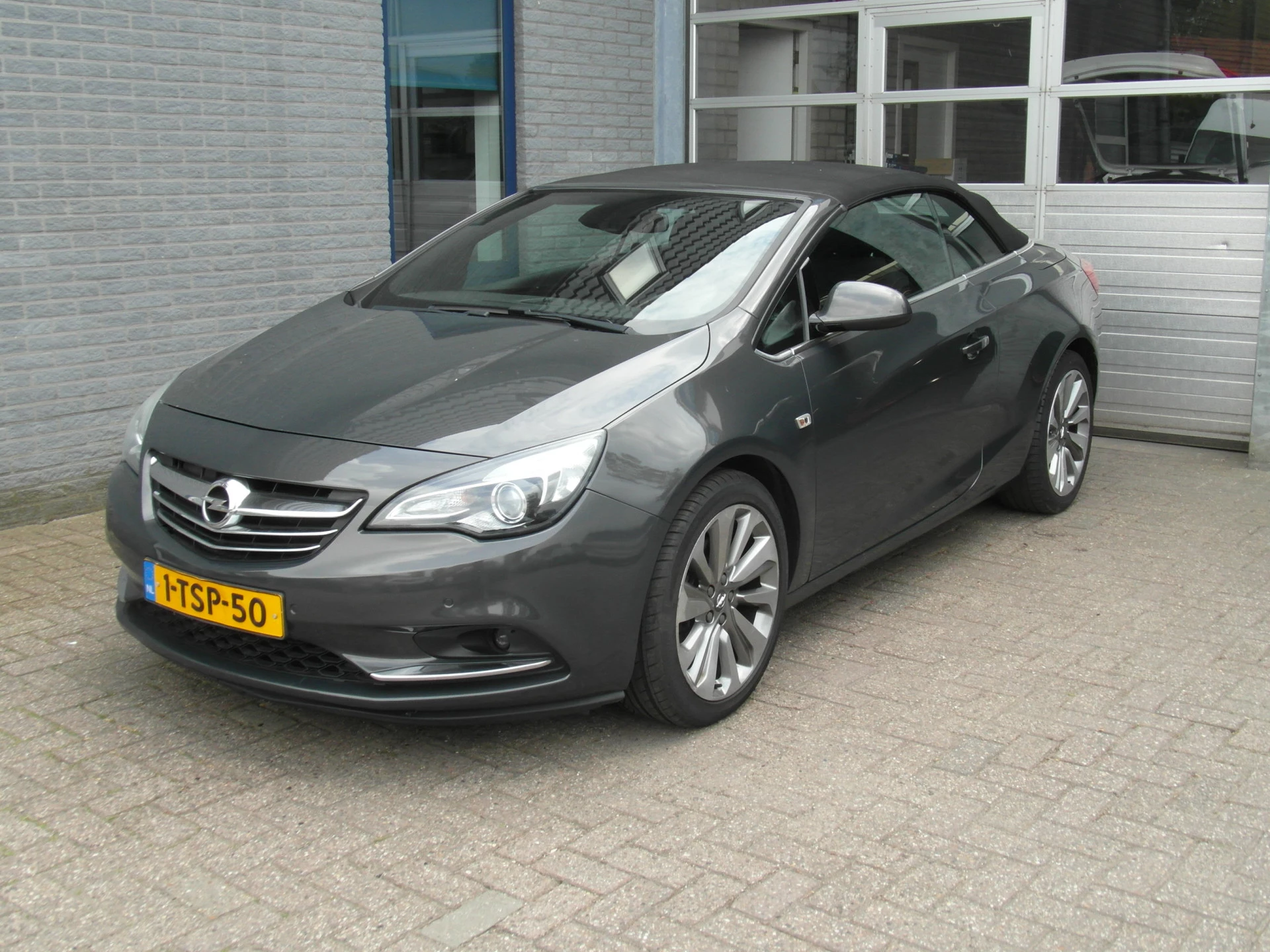 Hoofdafbeelding Opel Cascada