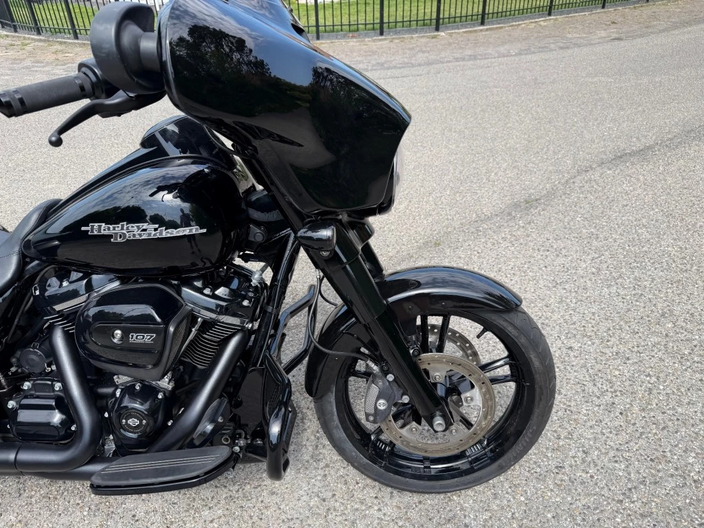 Hoofdafbeelding Harley-Davidson Street Glide