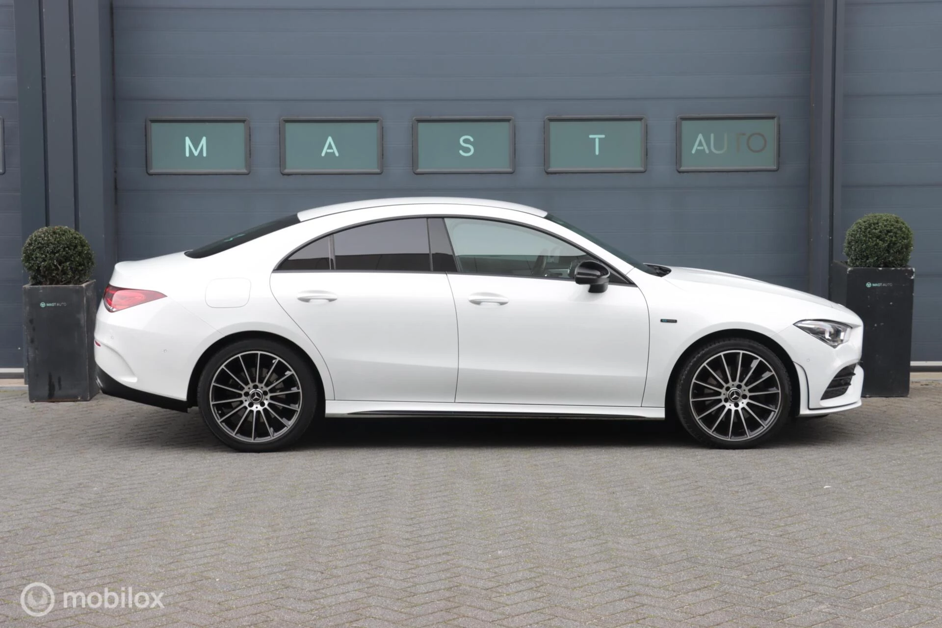 Hoofdafbeelding Mercedes-Benz CLA