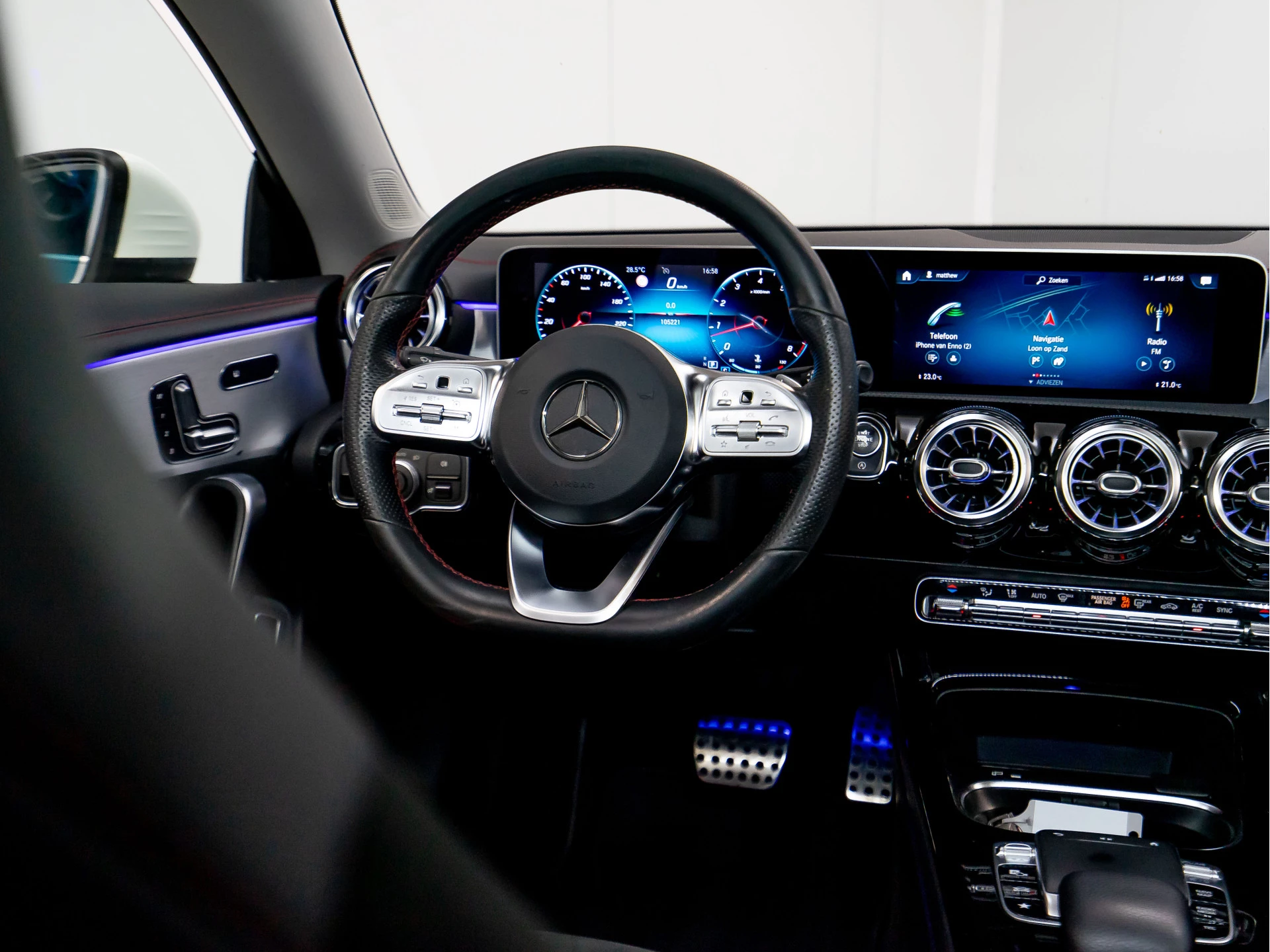 Hoofdafbeelding Mercedes-Benz CLA