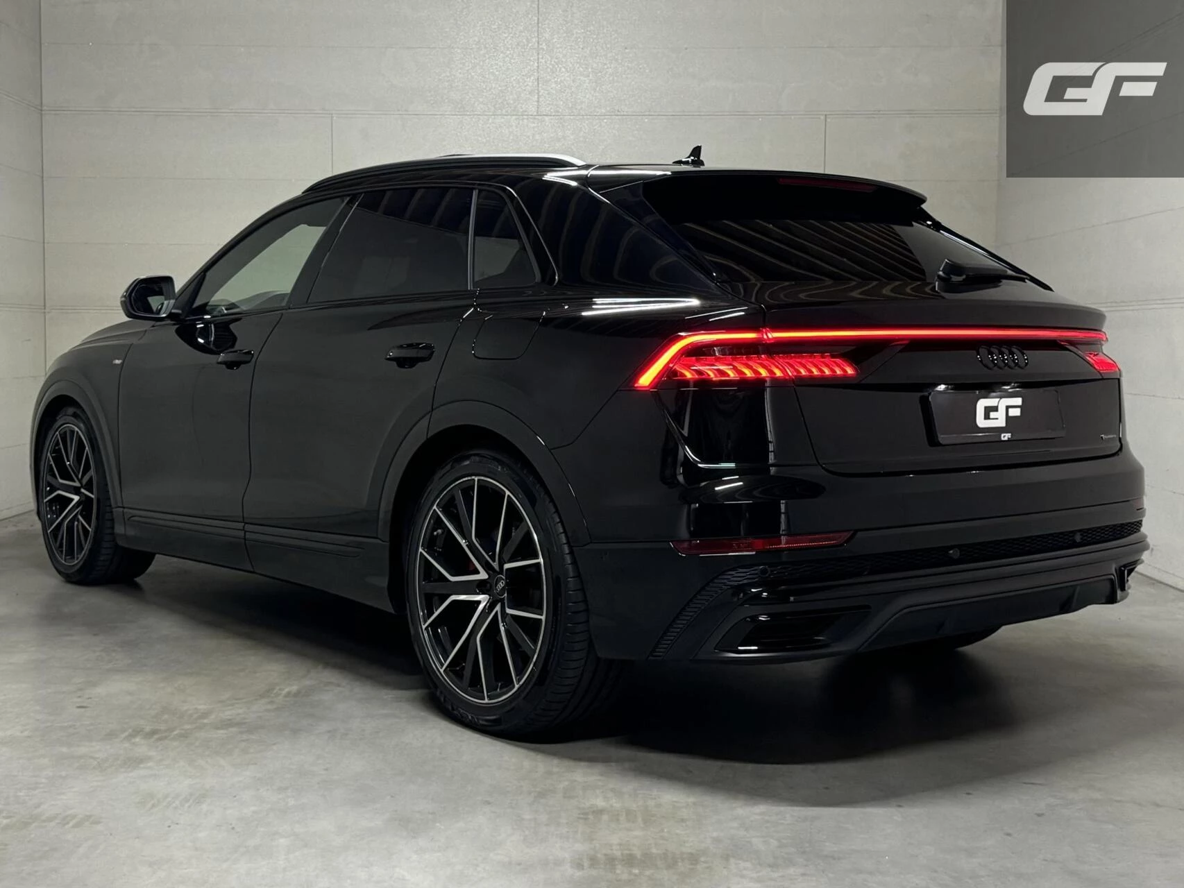 Hoofdafbeelding Audi Q8
