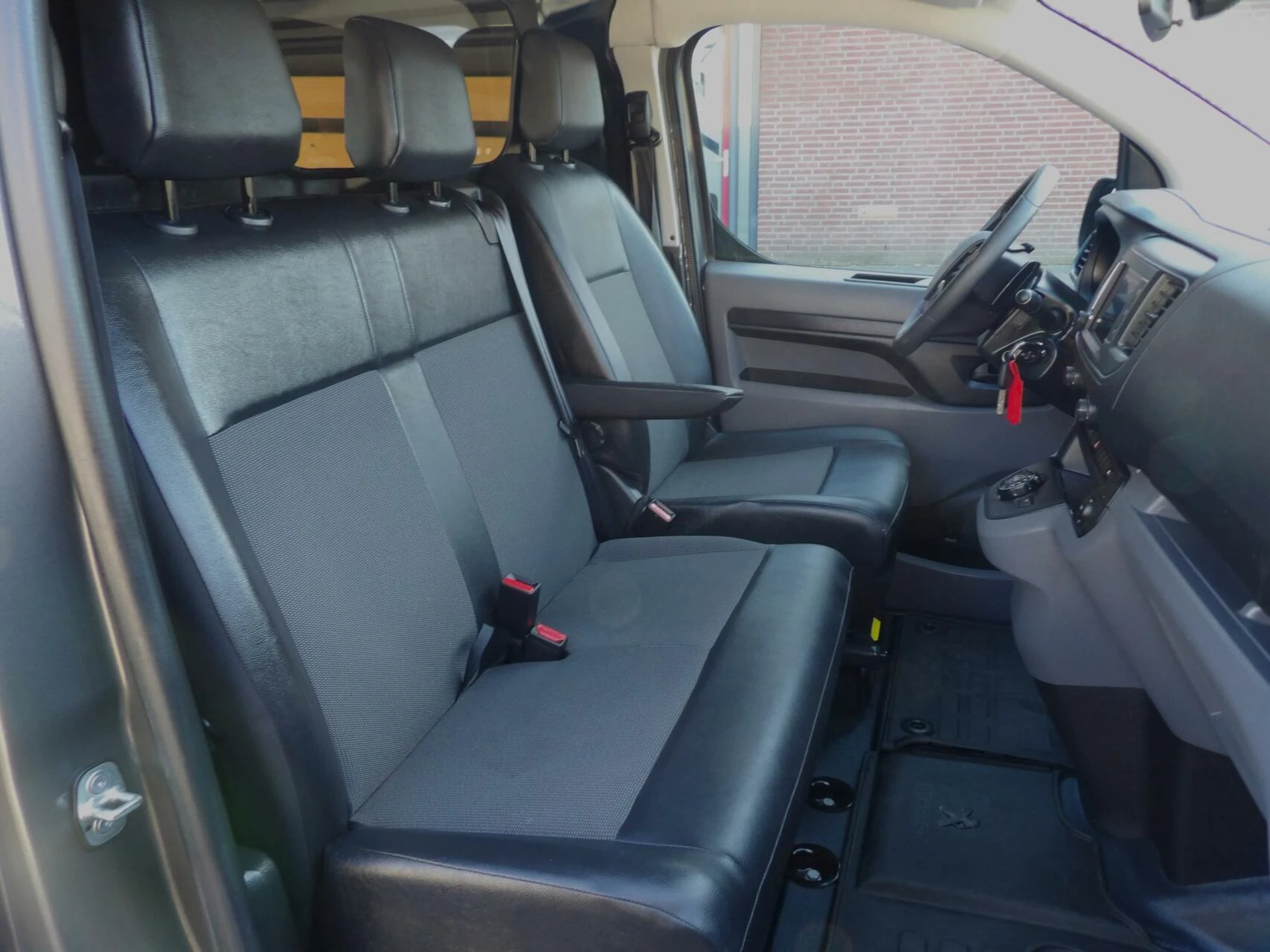 Hoofdafbeelding Peugeot Expert
