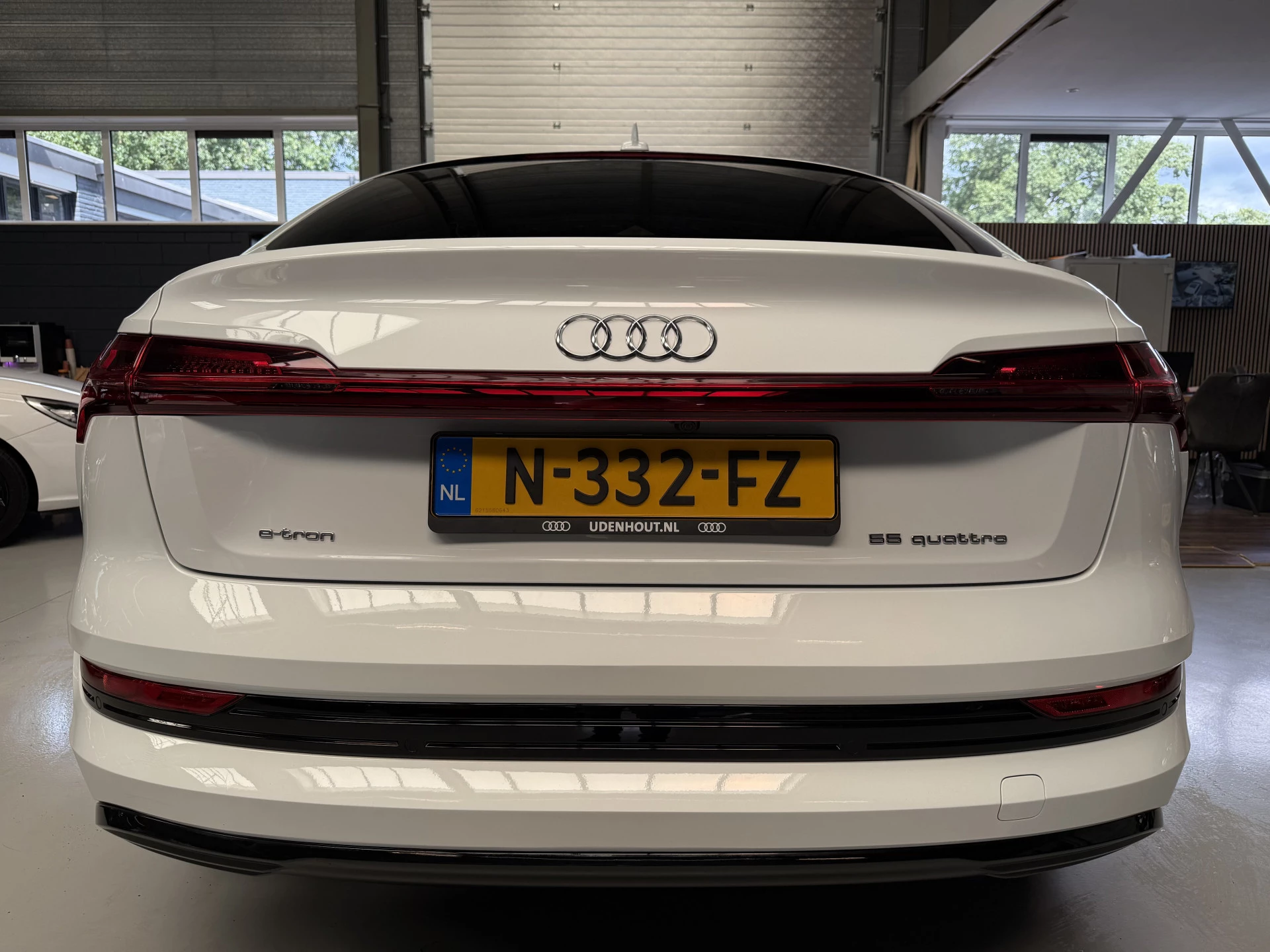 Hoofdafbeelding Audi e-tron