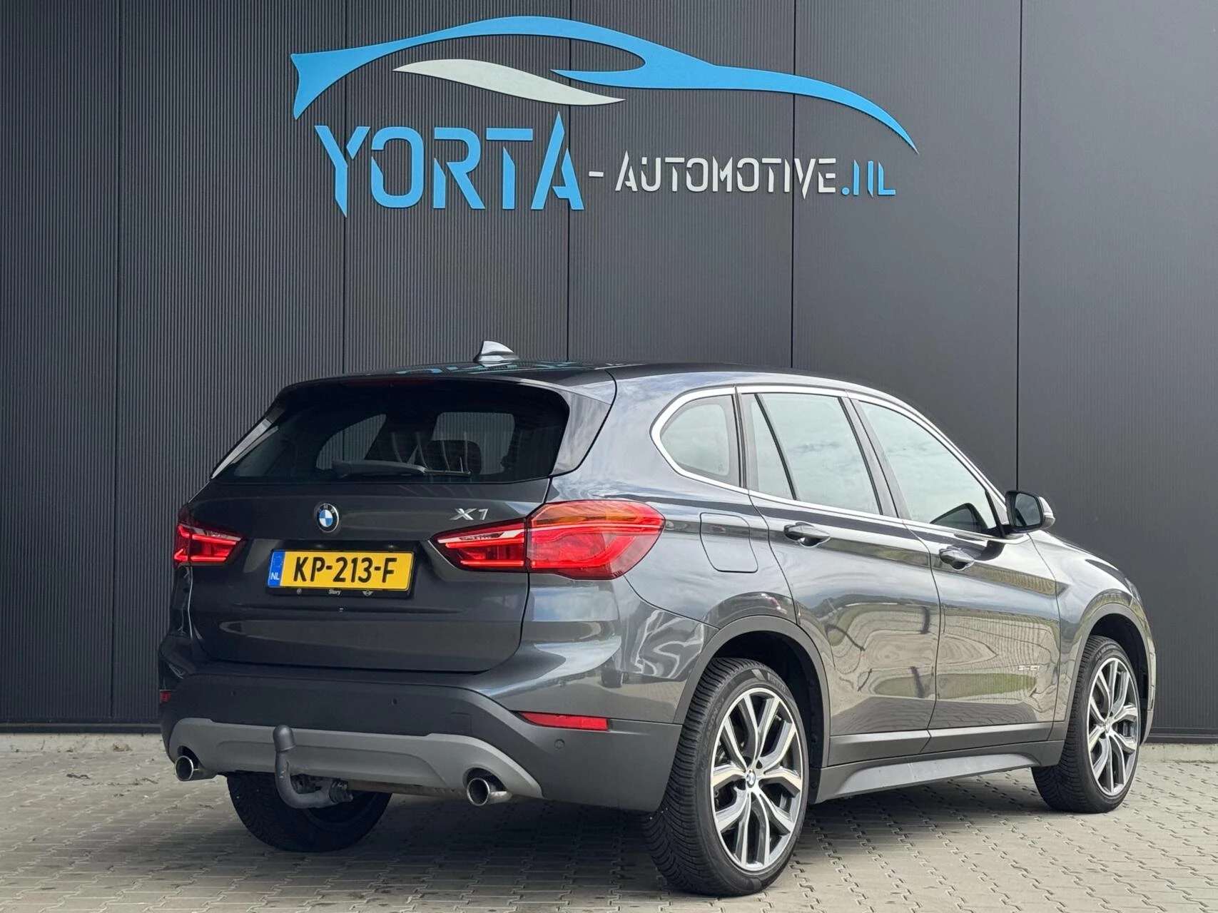 Hoofdafbeelding BMW X1