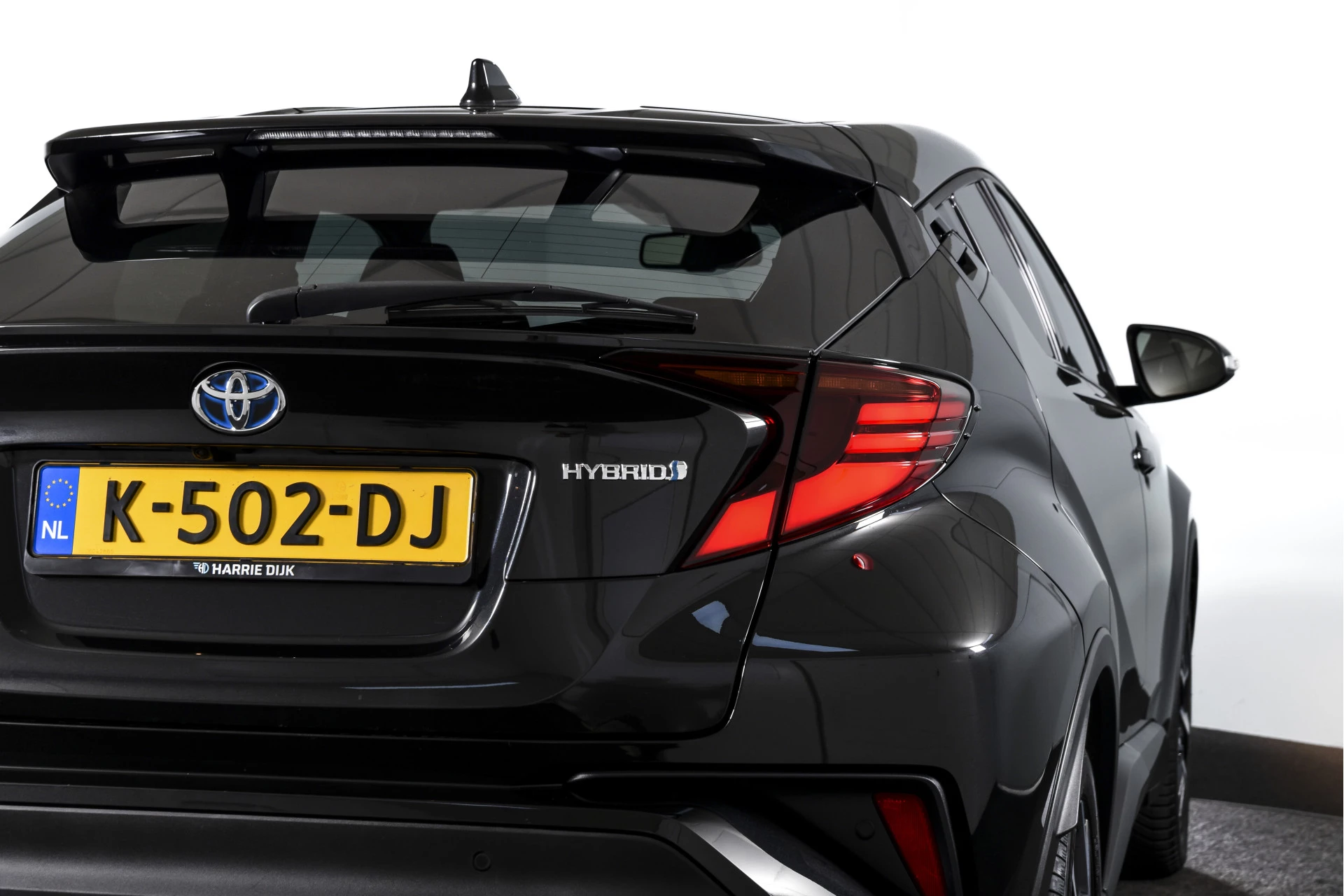 Hoofdafbeelding Toyota C-HR