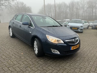 Hoofdafbeelding Opel Astra Opel Astra 1.4 TURBO COSMO