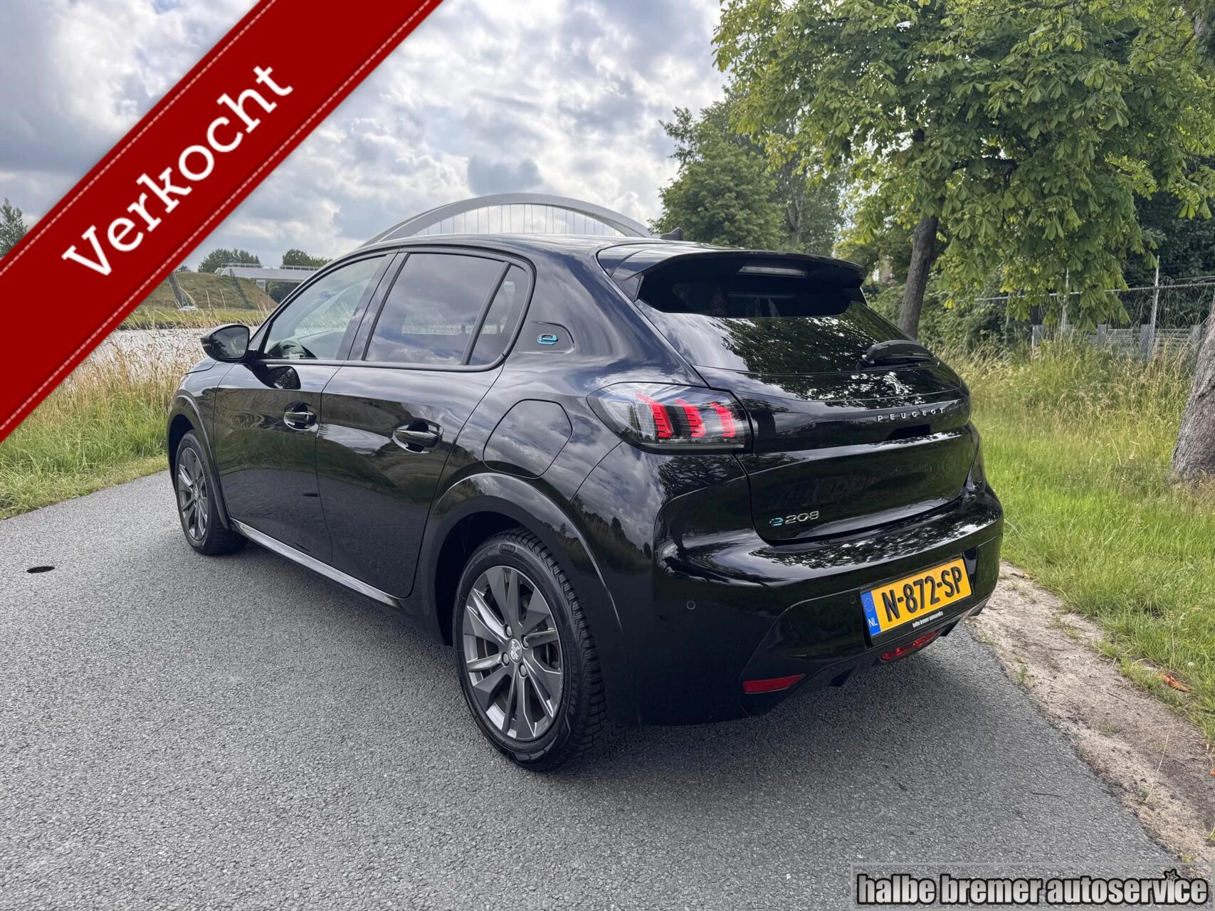 Hoofdafbeelding Peugeot e-208