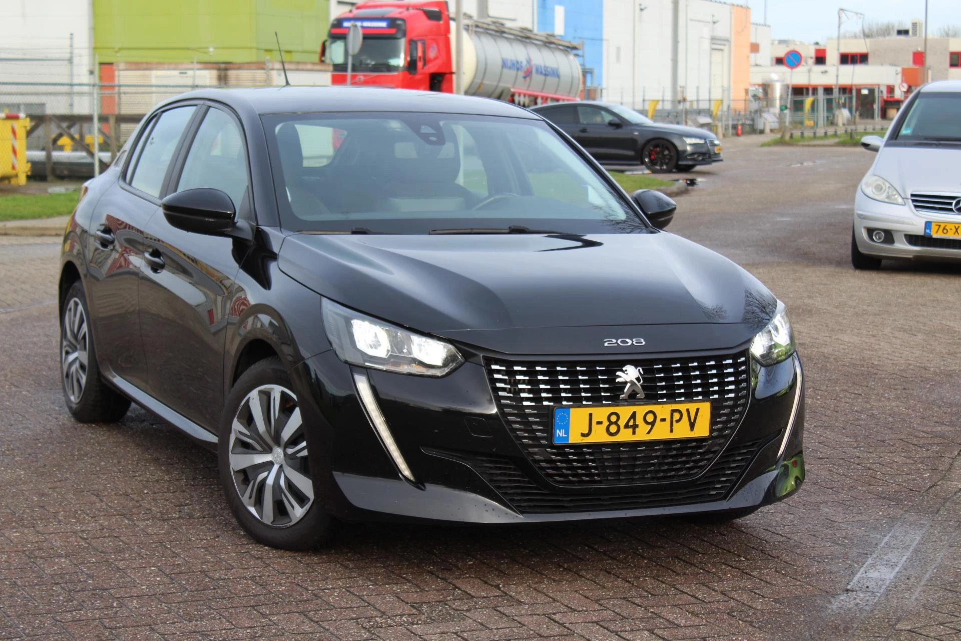 Hoofdafbeelding Peugeot 208