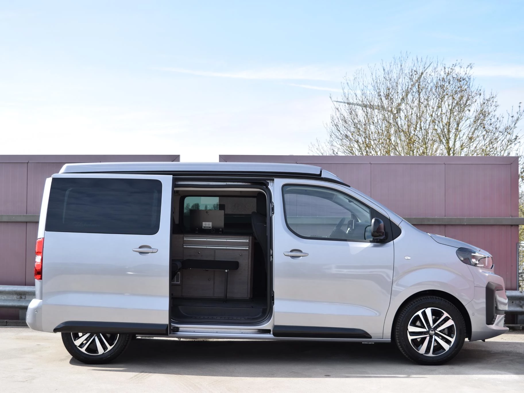 Hoofdafbeelding Citroën Holidays