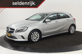 Mercedes-Benz A-klasse 180 Ambition | Stoelverwarming | Full LED |  Sportstoelen | Navigatie | Half leder | Park Assist | Cruise control | Airco | Bluetooth