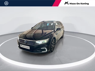 Volkswagen Passat Variant 1.4TSI PHEV 160kW/218PK GTE · Panoramadak · Trekhaak · Navigatie · Camera · Stoelverwarming ·