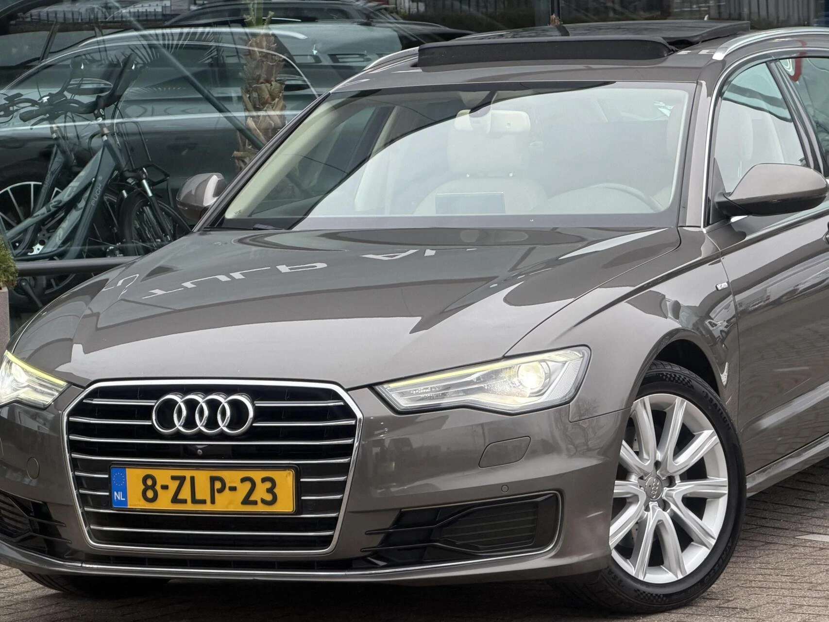 Hoofdafbeelding Audi A6