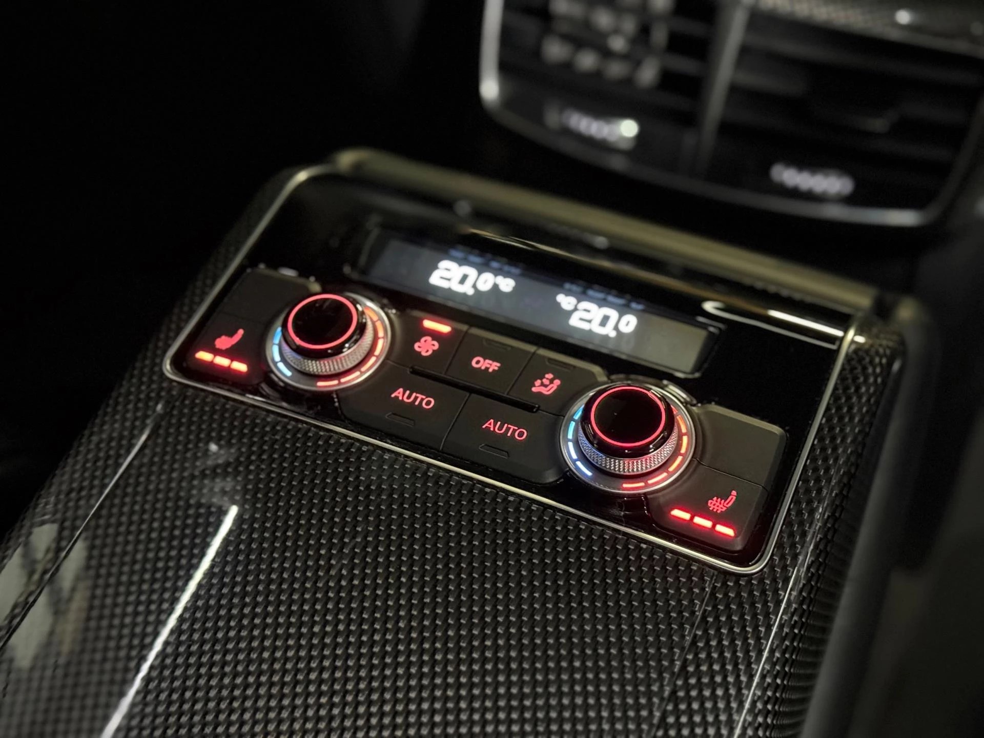 Hoofdafbeelding Audi S8