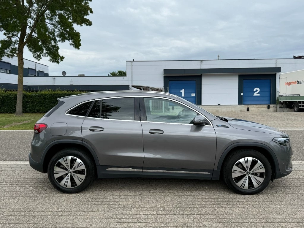 Hoofdafbeelding Mercedes-Benz EQA