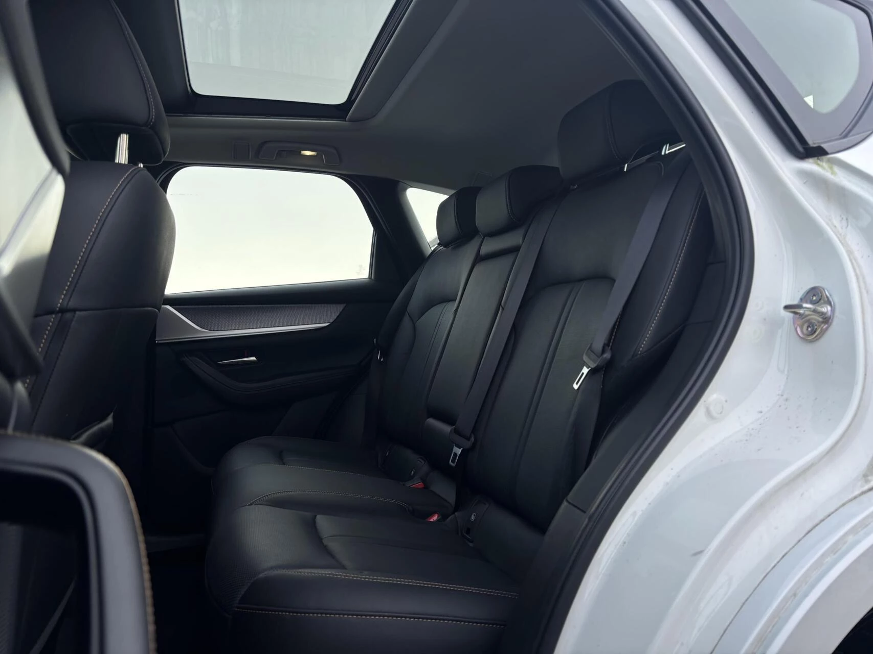 Hoofdafbeelding Mazda CX-60