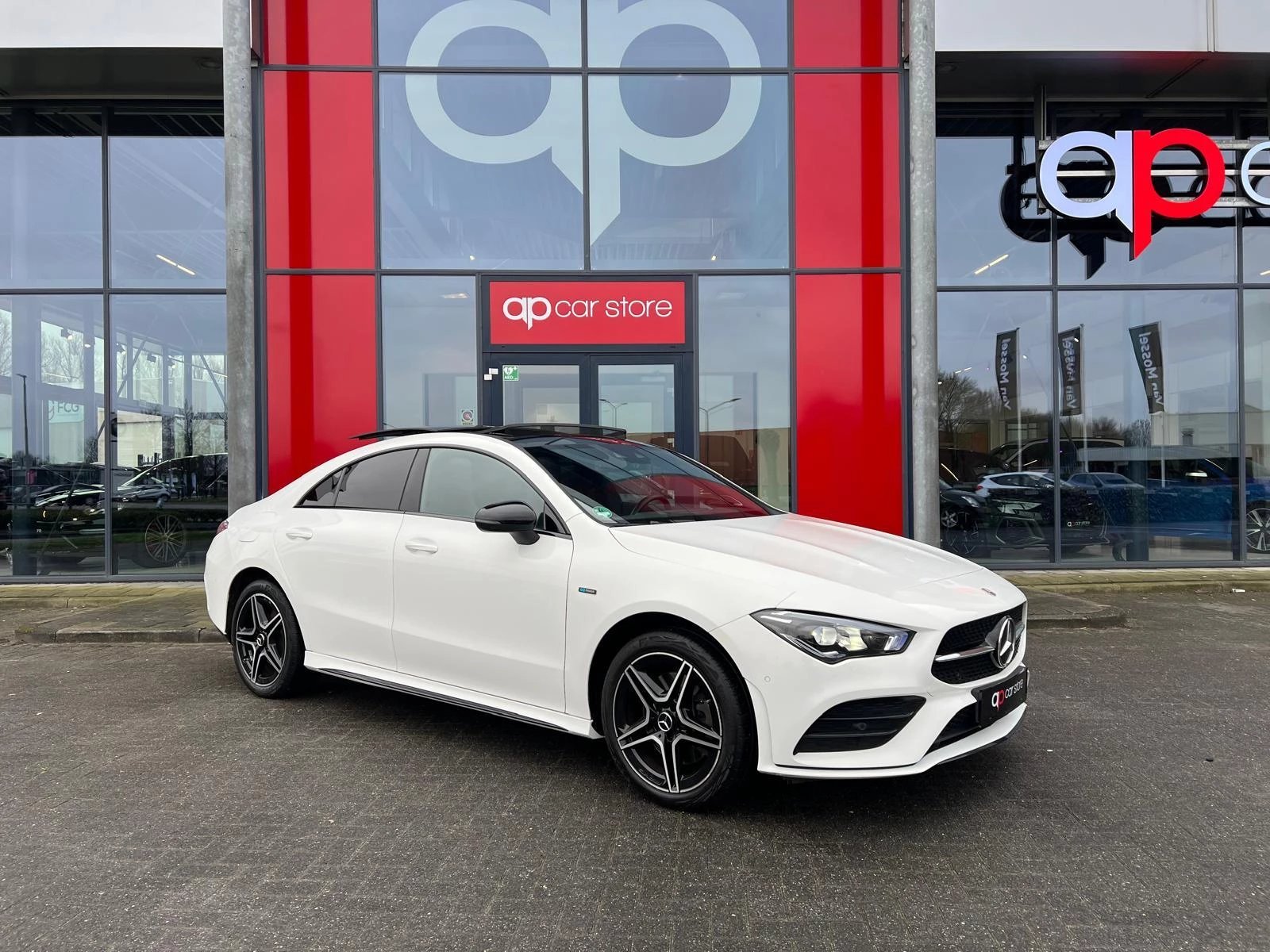 Hoofdafbeelding Mercedes-Benz CLA