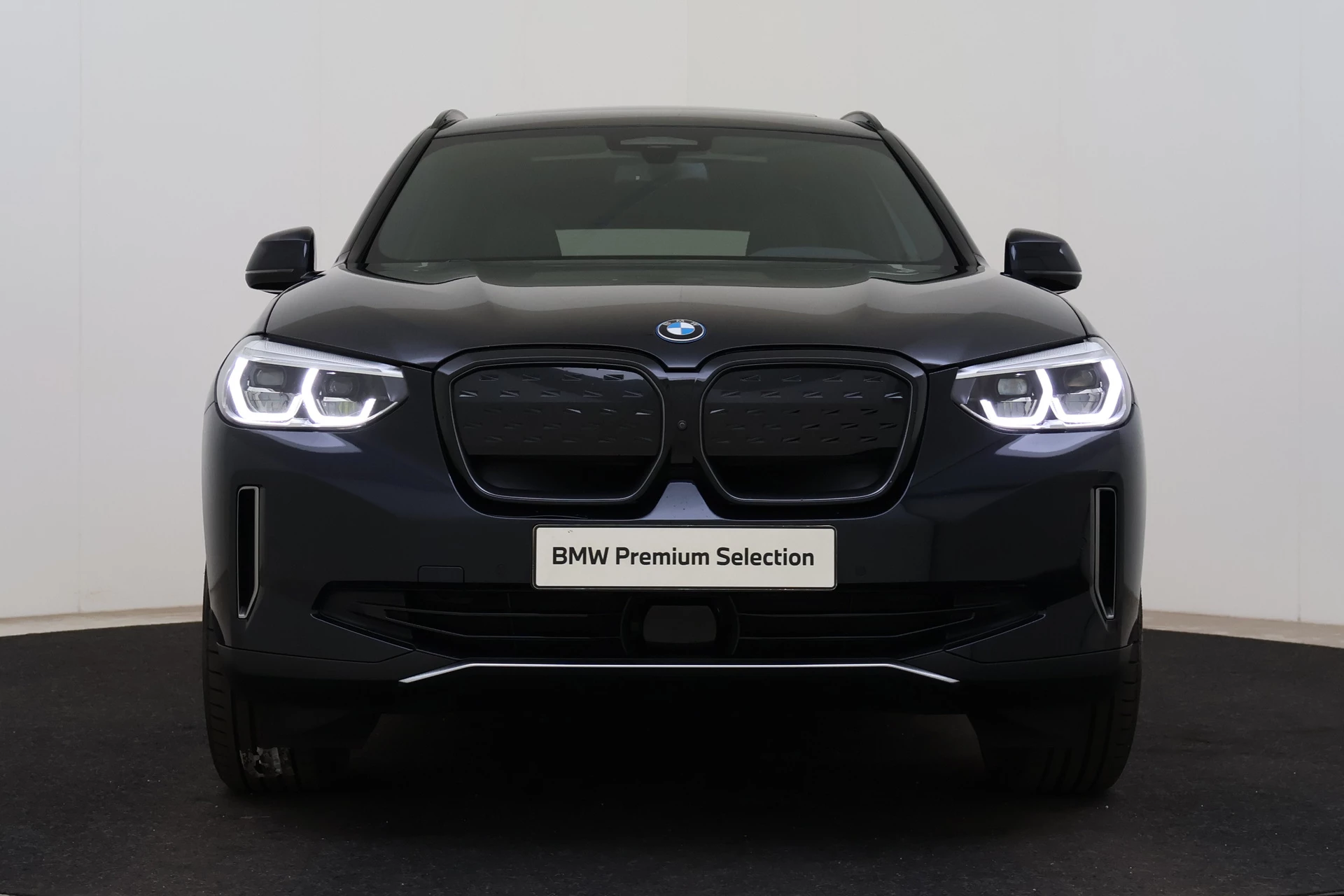 Hoofdafbeelding BMW iX3